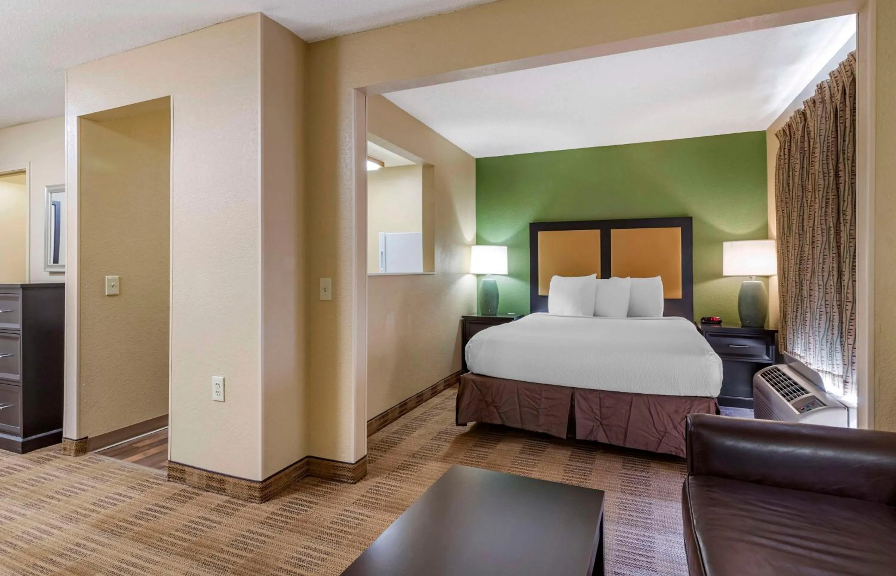Deluxe Studio with 1 Queen Bed - Non-Smoking in Extended Stay America Suites - San Antonio - Colonnade - Medical