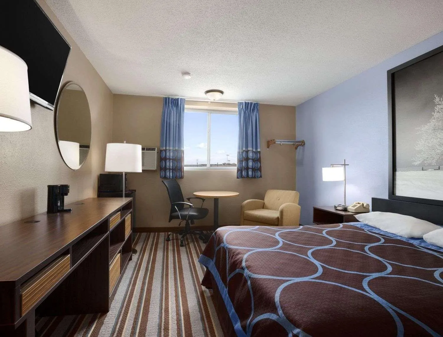 Double Room - Mobility Access/Non-Smoking in Super 8 by Wyndham Council Bluffs IA Omaha NE Area