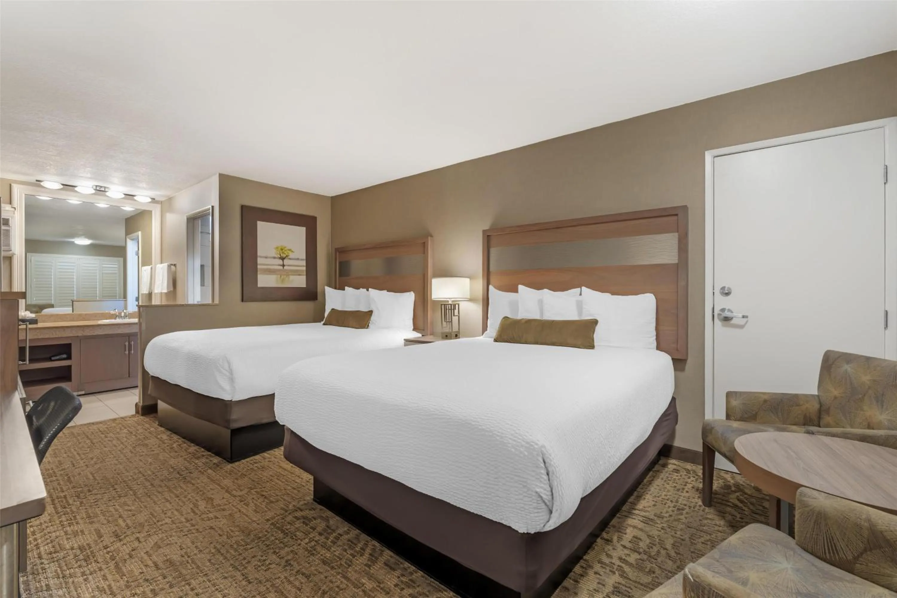 Two-Room Suite in Best Western Plus Anaheim Inn