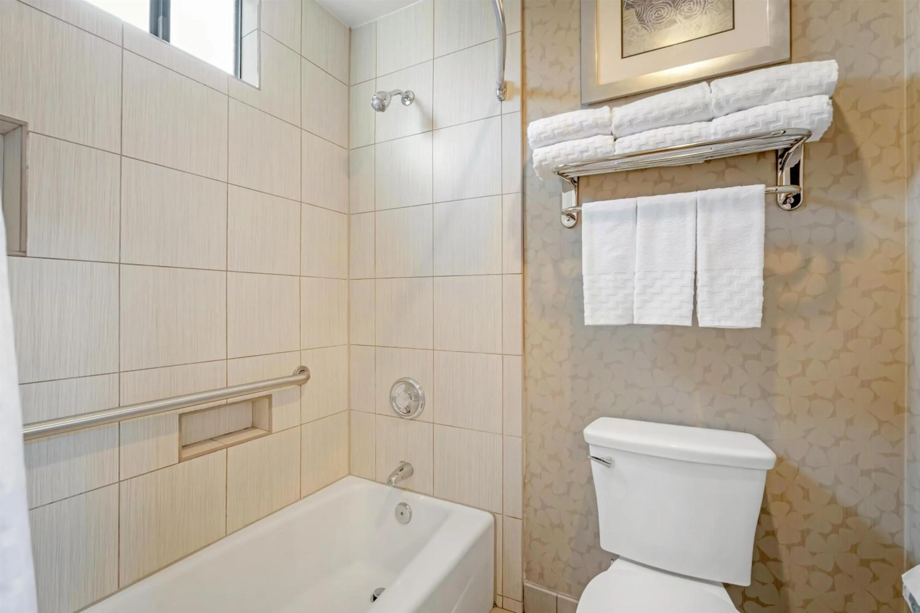 Queen Suite with Three Queen Beds in Best Western Plus Anaheim Inn