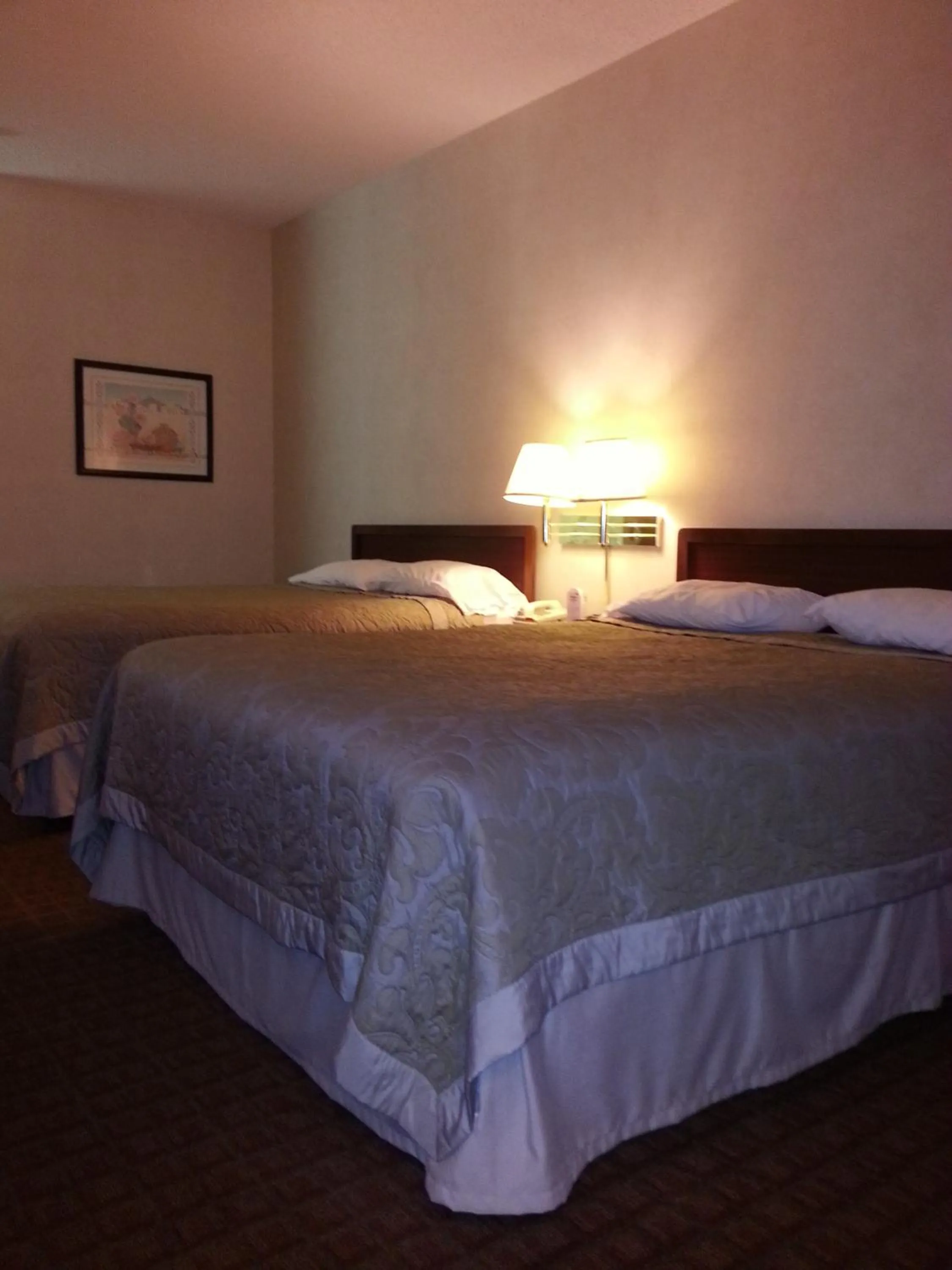 Queen Room with Two Queen Beds - Non-Smoking in Super 8 by Wyndham Page/Lake Powell