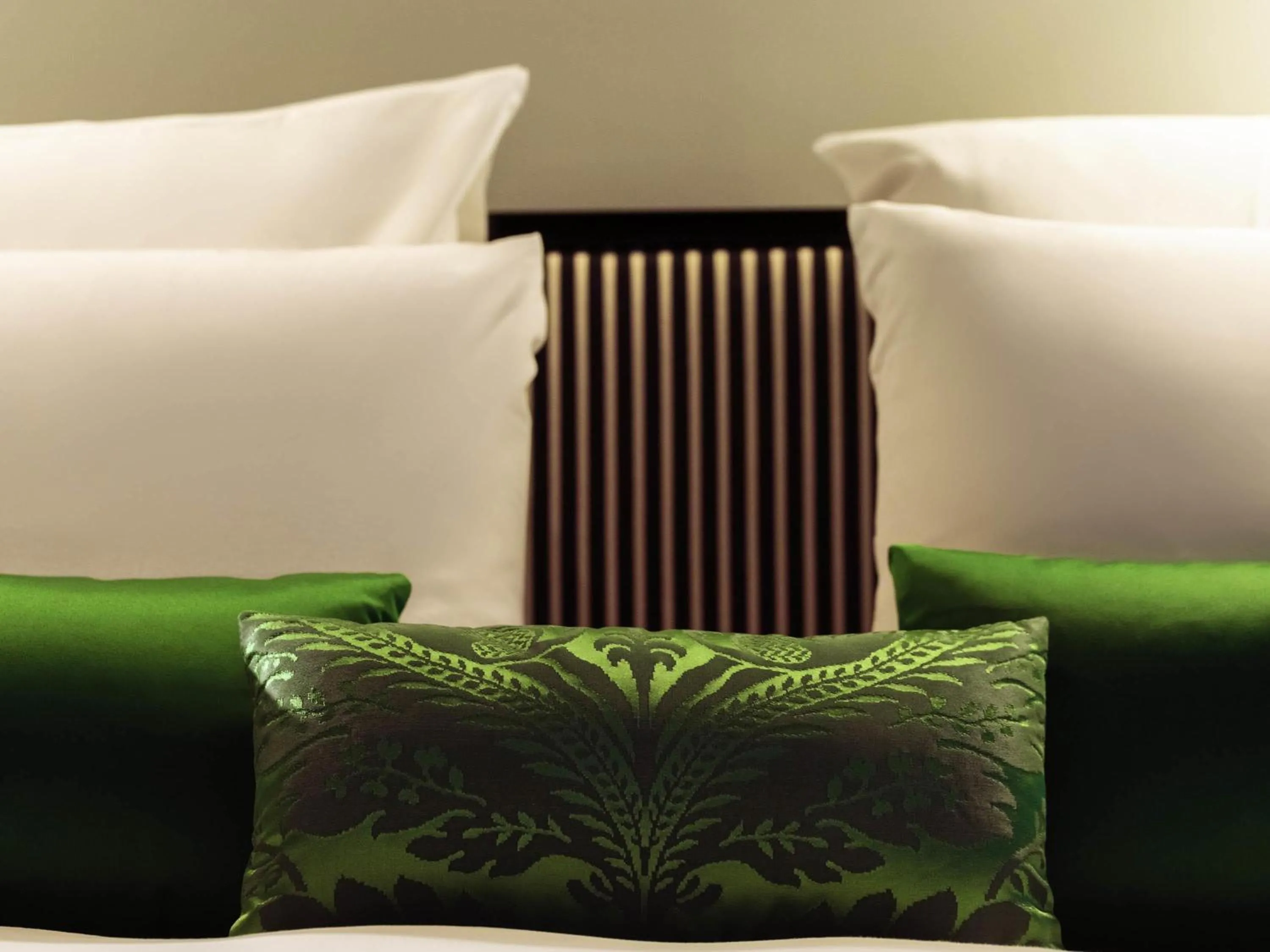 Triple Privilege Room with Sofa Bed in Mercure Paris Gare De Lyon Opera Bastille