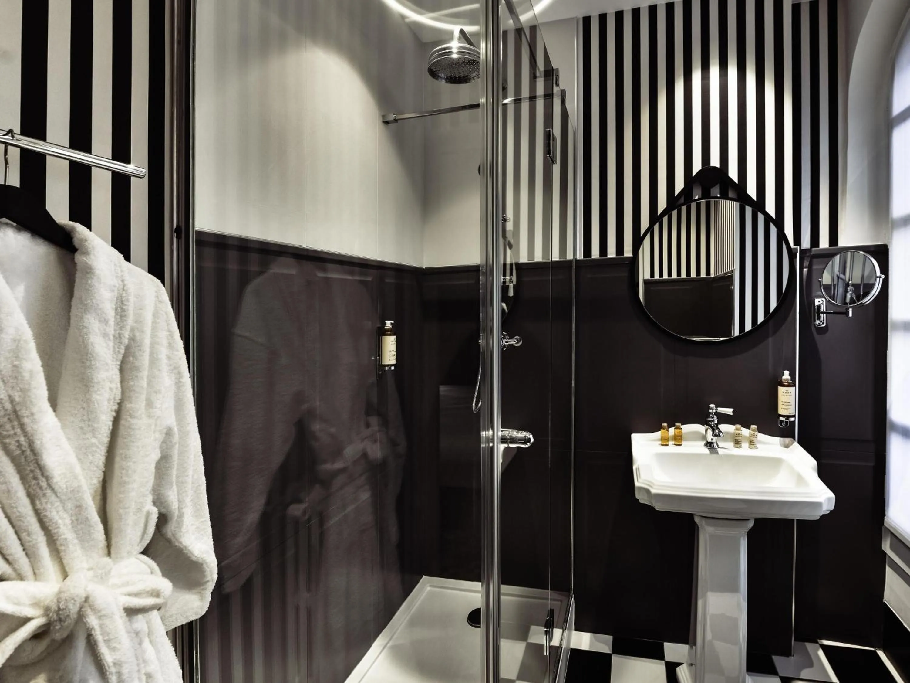 Classic Twin Room in Mercure Paris Gare De Lyon Opera Bastille