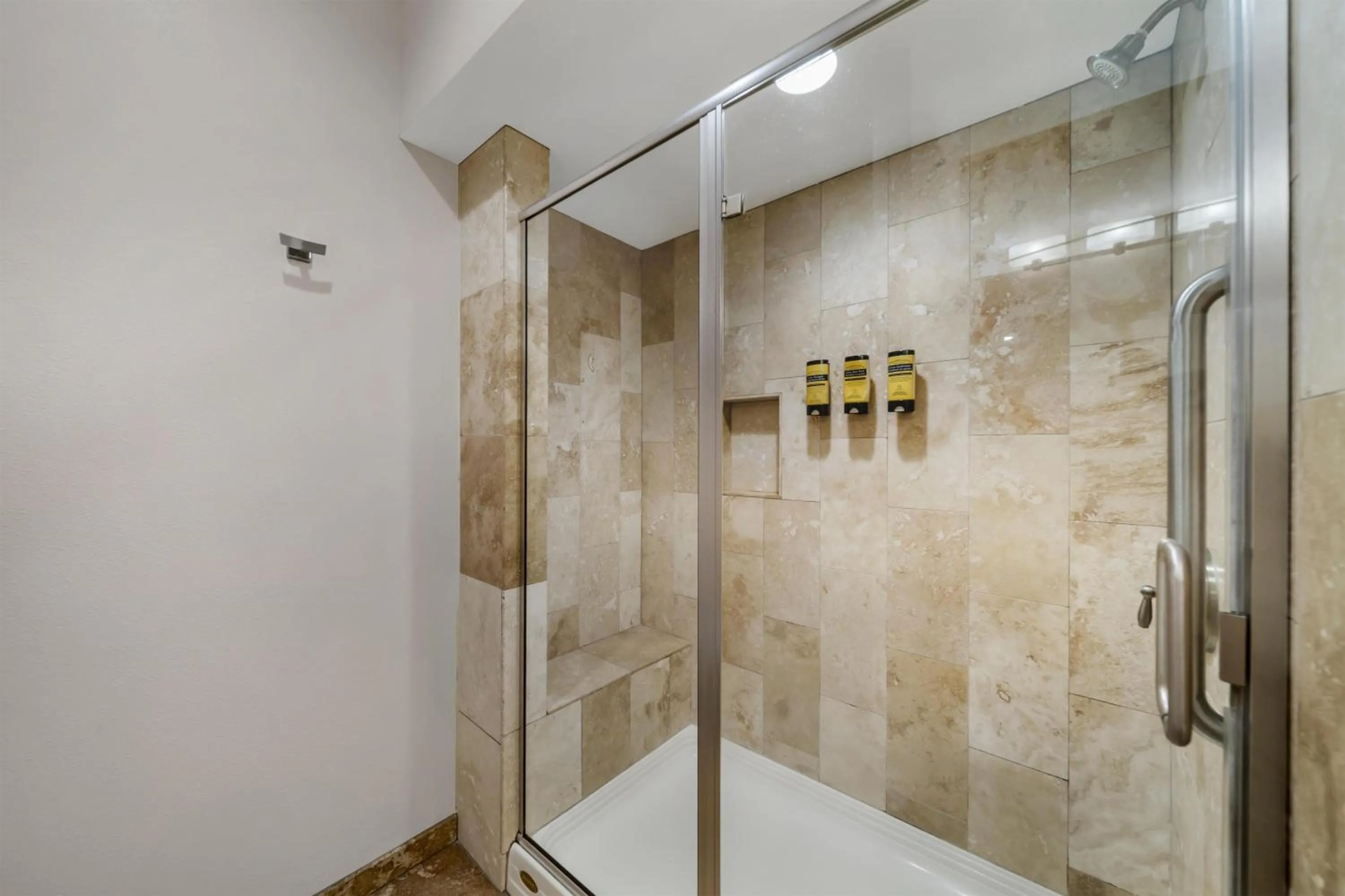 Queen Room with Two Queen Beds and Partial Harbor View - Non-Smoking in Best Western Plus Northwoods Inn