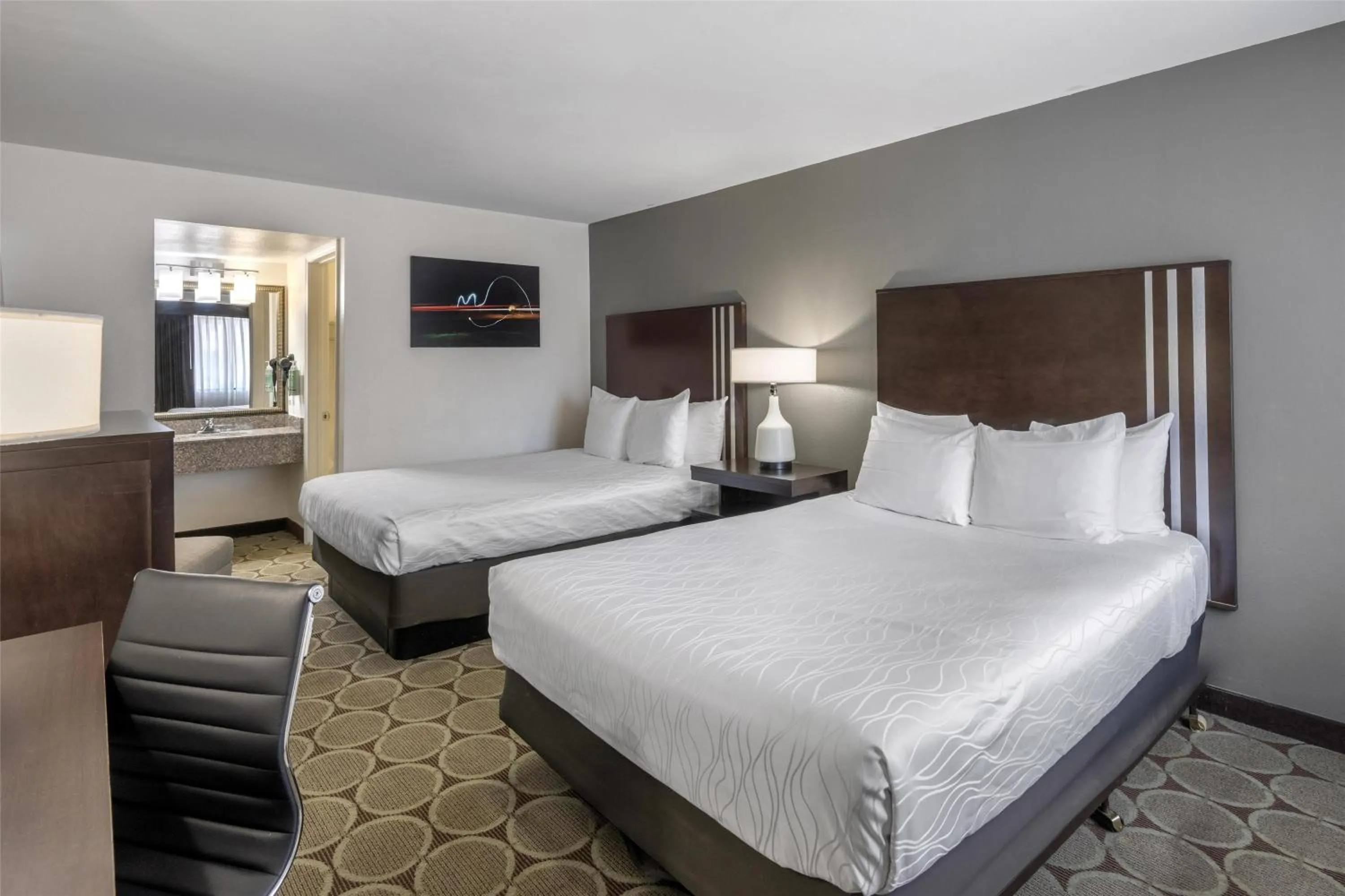 Queen Room with Two Queen Beds - Non-Smoking in Best Western Pahrump Oasis