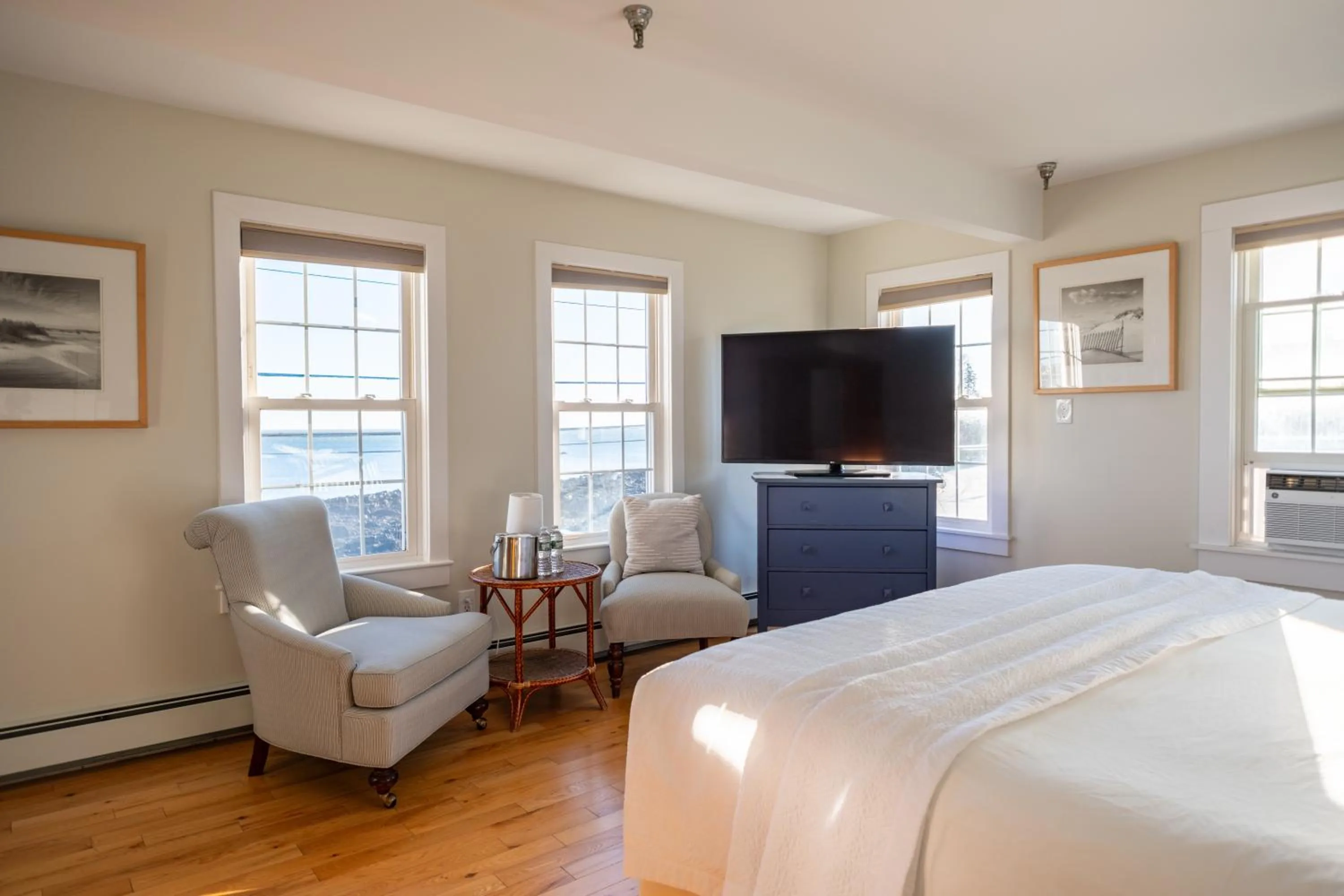 Deluxe Oceanview King in The Beach House Inn