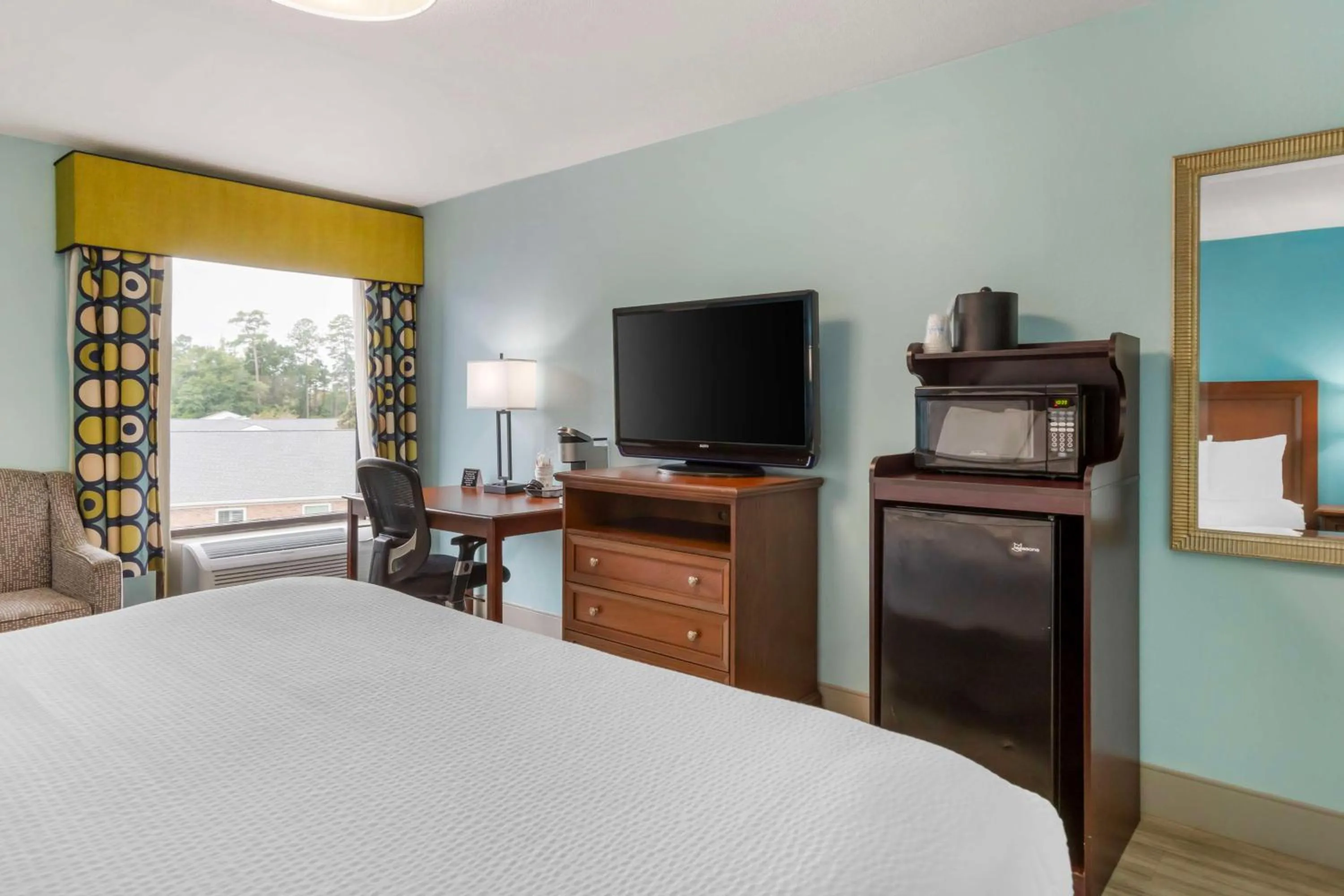 King Room - Disability Access in Best Western Plus Myrtle Beach@Intracoastal