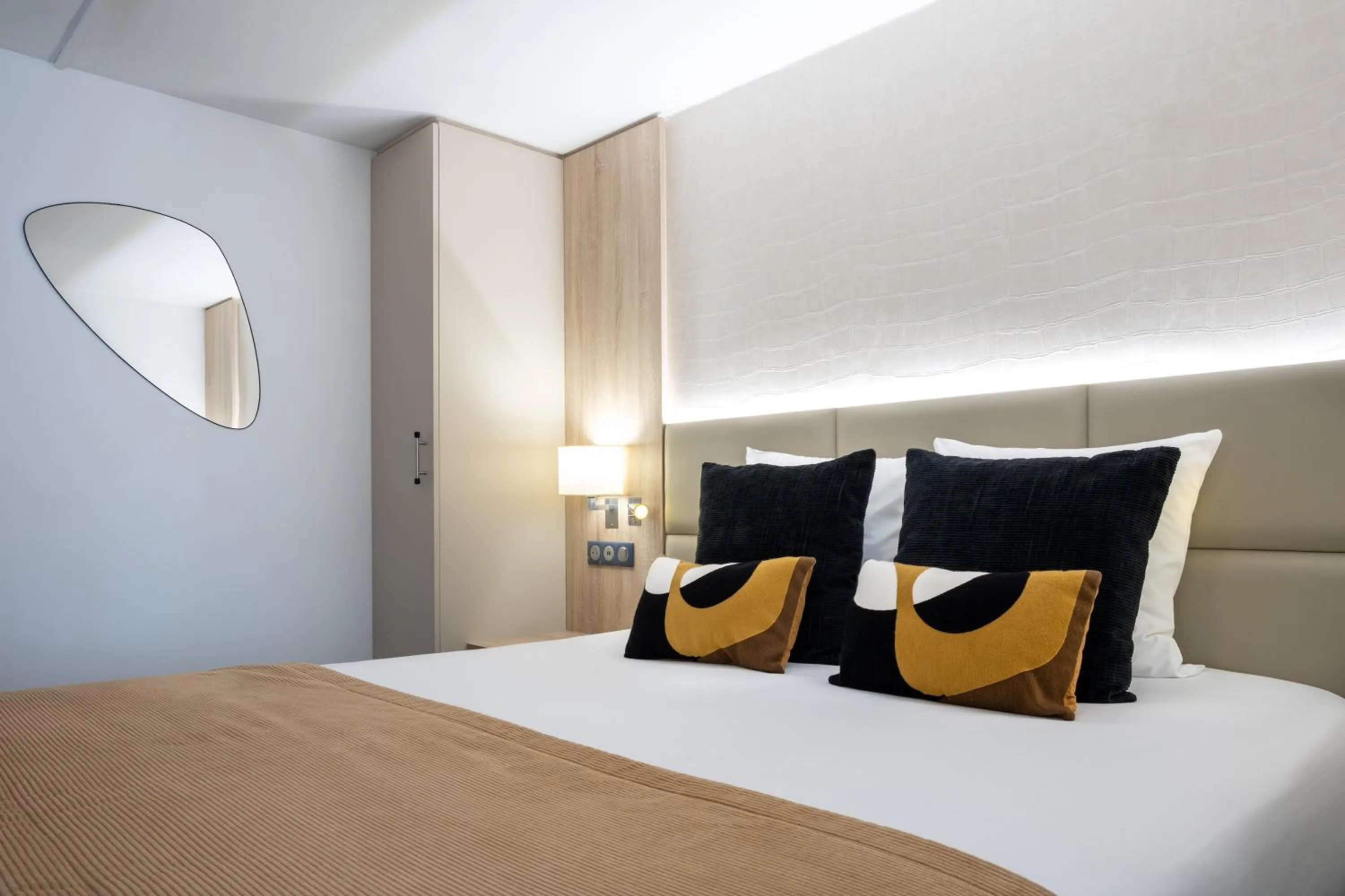 Double Room in Kyriad Beaune