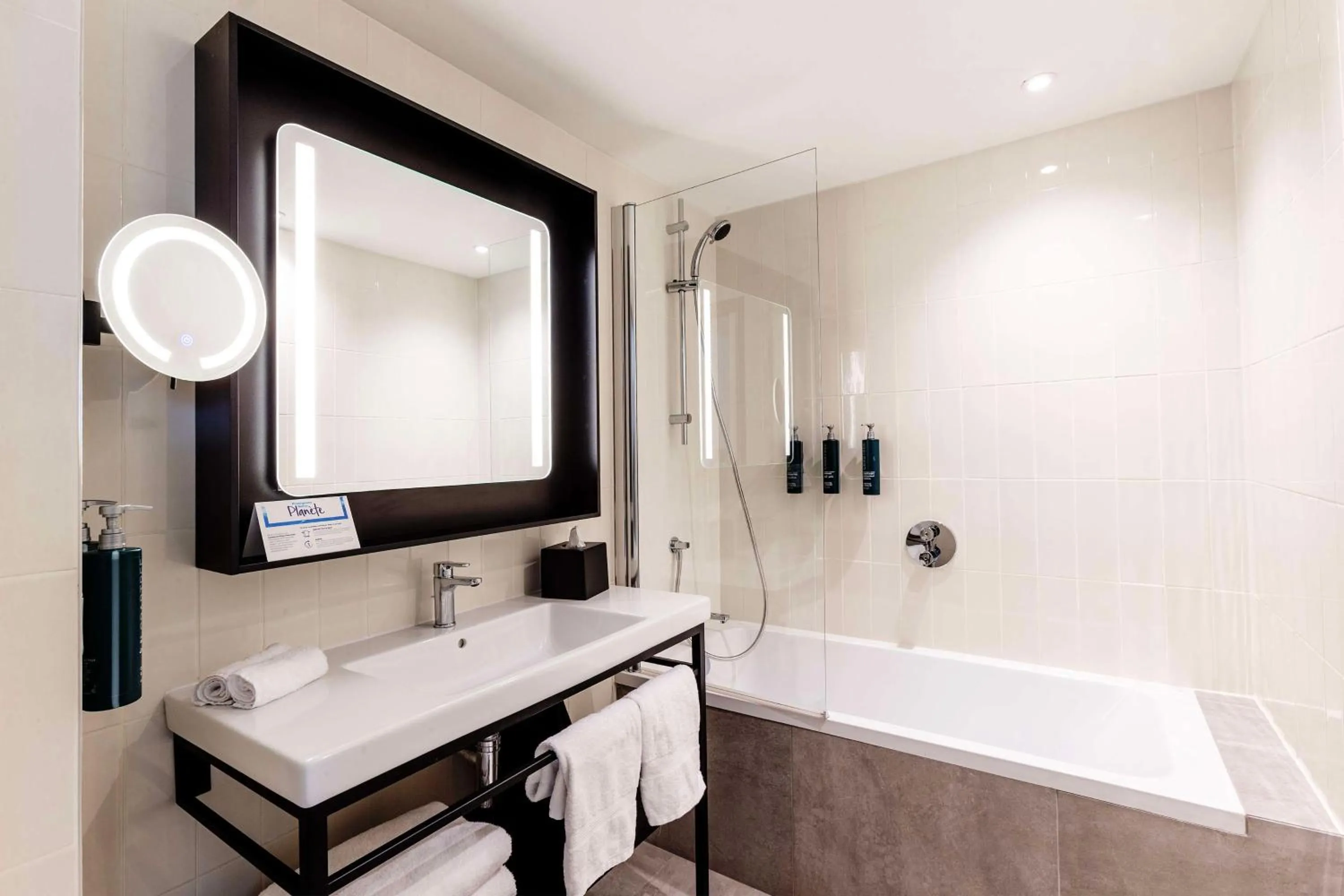 Executive King Family Room in Hilton Lille