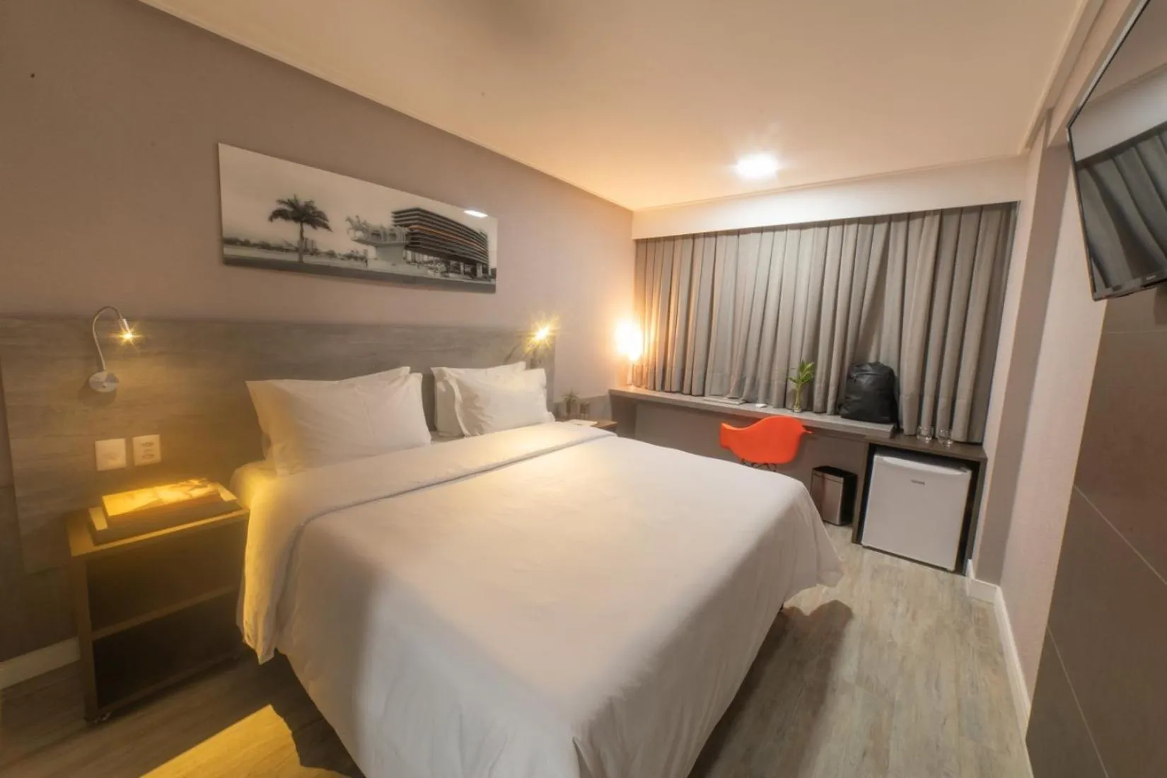 Luxury Double - 1 King Bed in Intercity Campina Grande Citymix