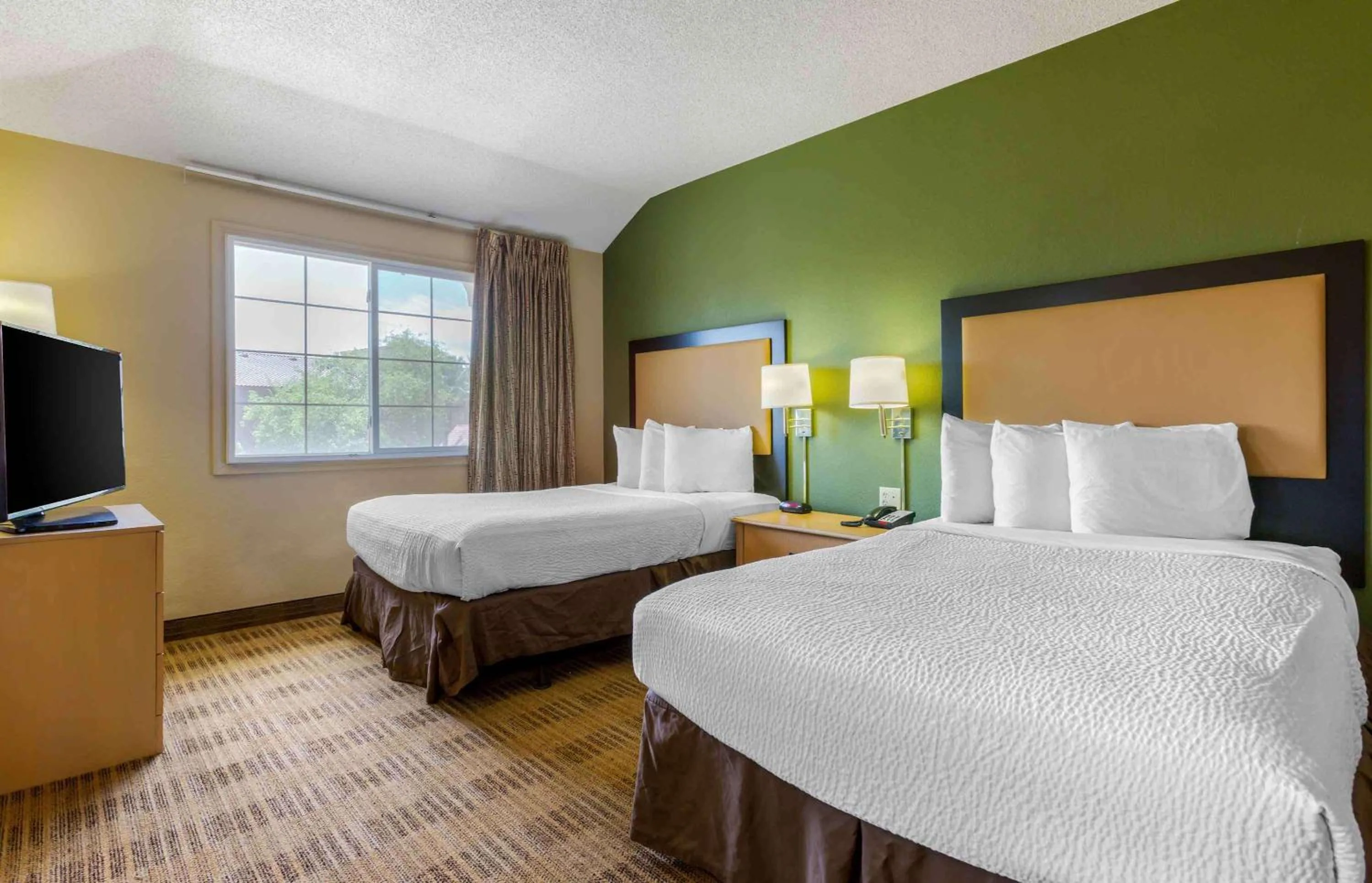 Deluxe Studio with Two Double Beds - Non-Smoking in Extended Stay America Suites - Phoenix - Airport - Tempe