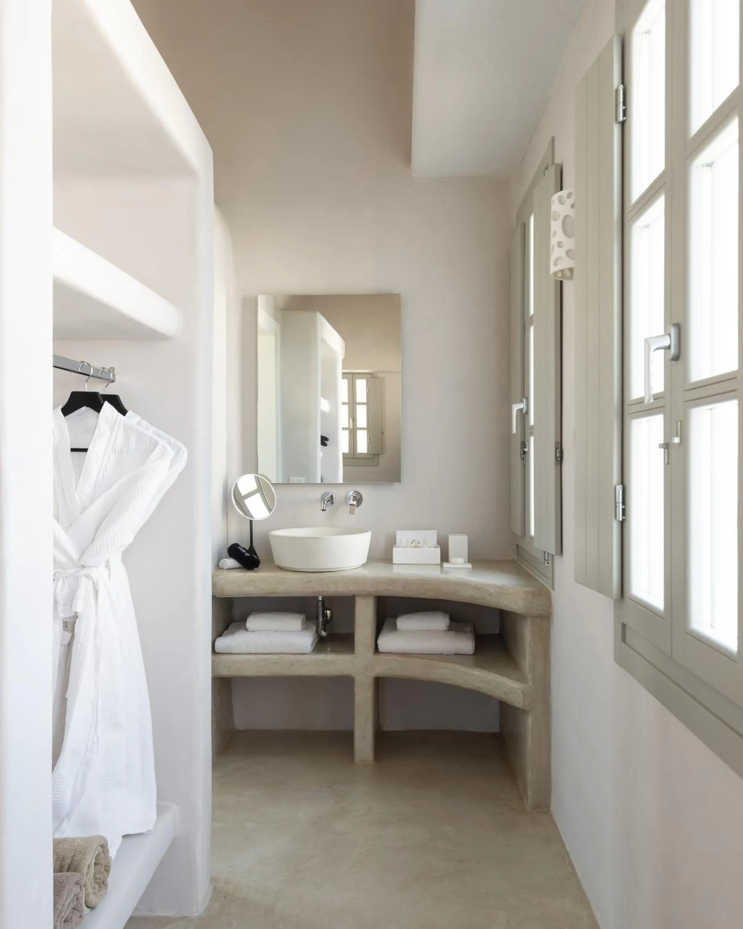 Deluxe Suite with Sea View in Danae Suites Santorini