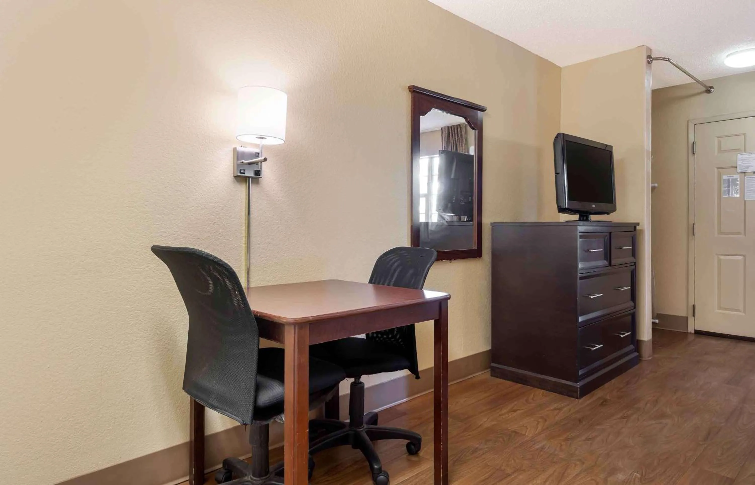 Queen Studio - Non-Smoking in Extended Stay America Suites - Seattle - Tukwila