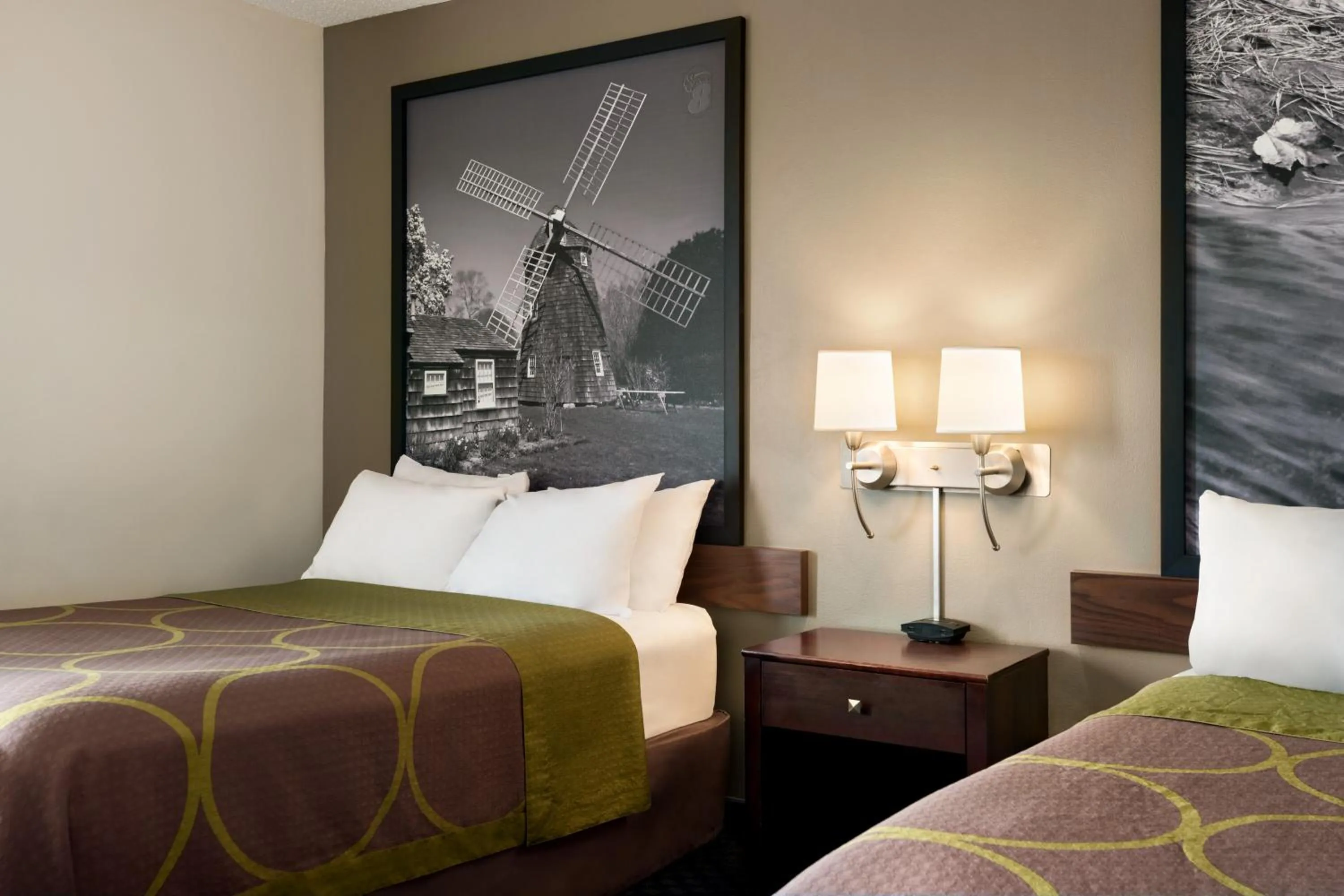 Double Room with Two Double Beds - Non-Smoking in Super 8 by Wyndham Liverpool/Syracuse North Airport