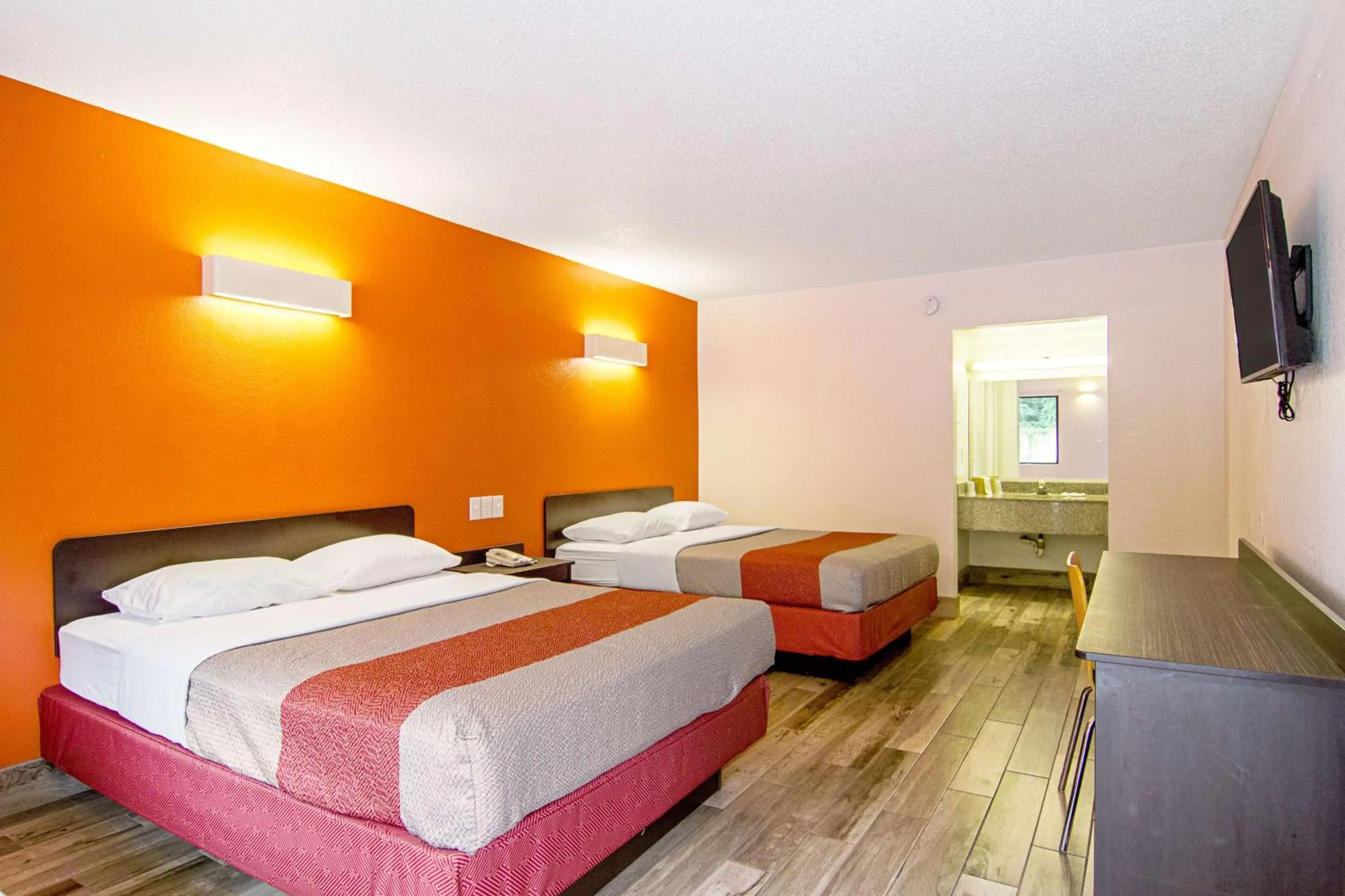 Queen Room with Two Queen Beds - Disability Access - Smoking in Motel 6-Starke, FL