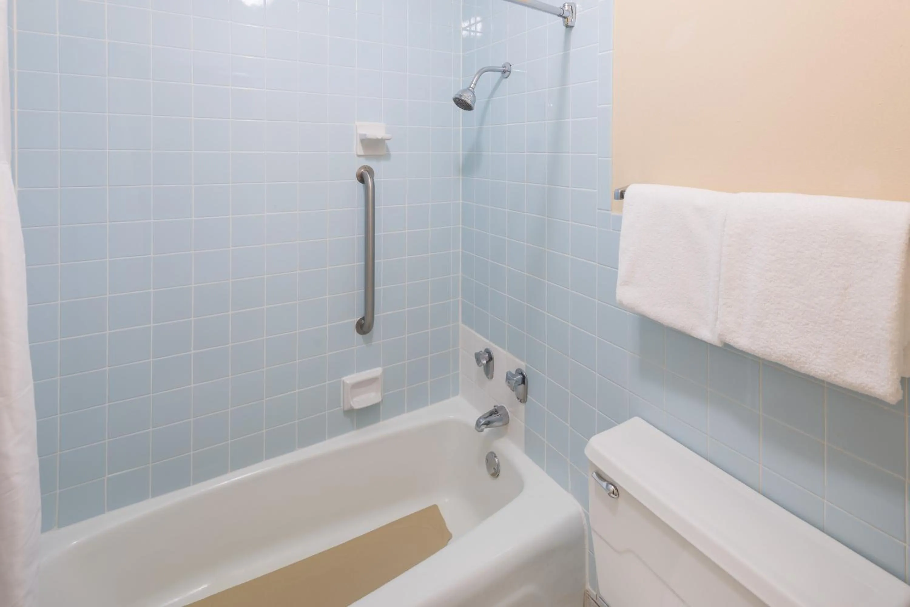 Double Room with Two Double Beds - Non-Smoking in Super 8 by Wyndham Hope