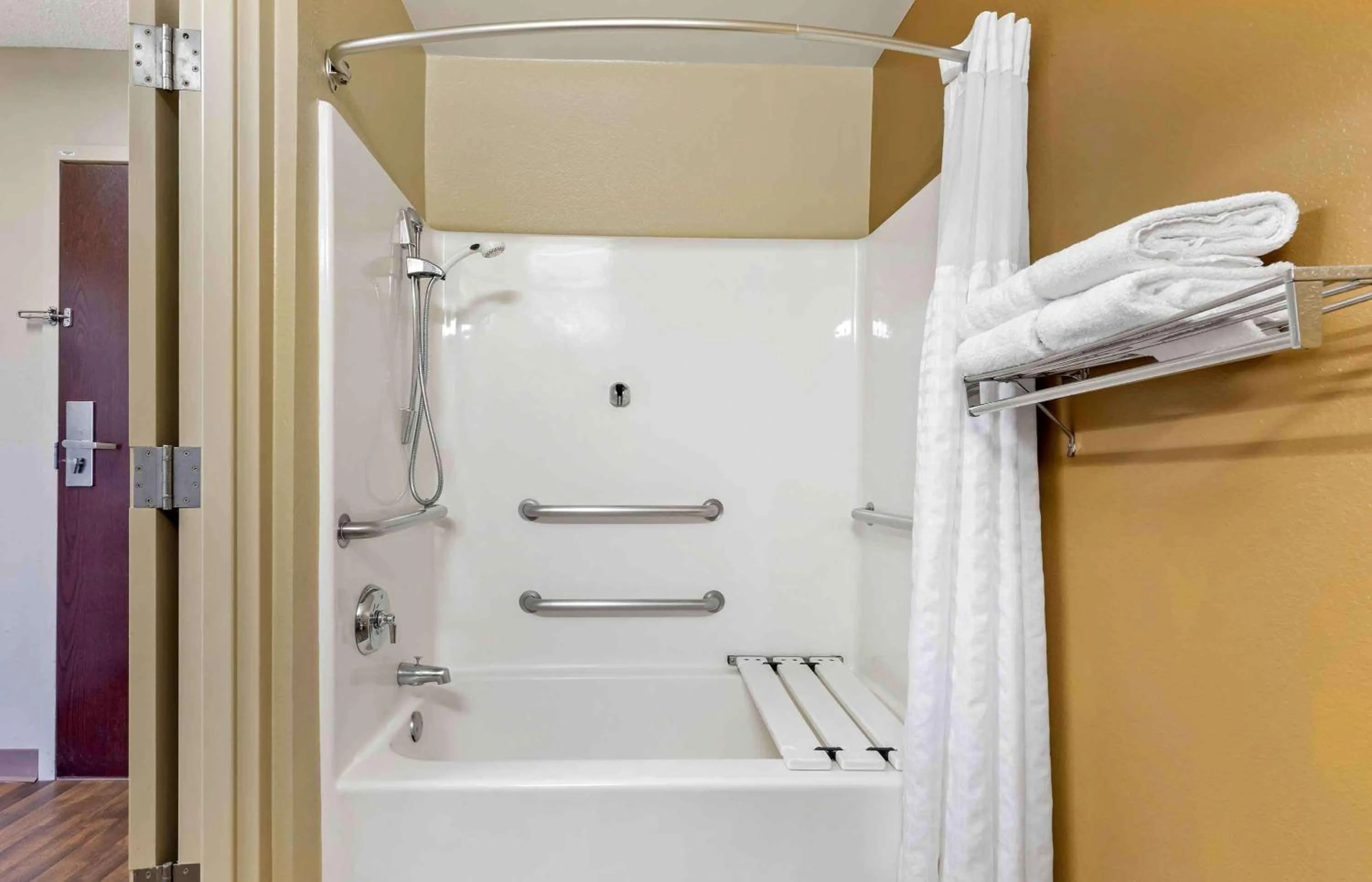 Bathroom in Extended Stay America - Atlanta - Marietta - Interstate N. Pkwy