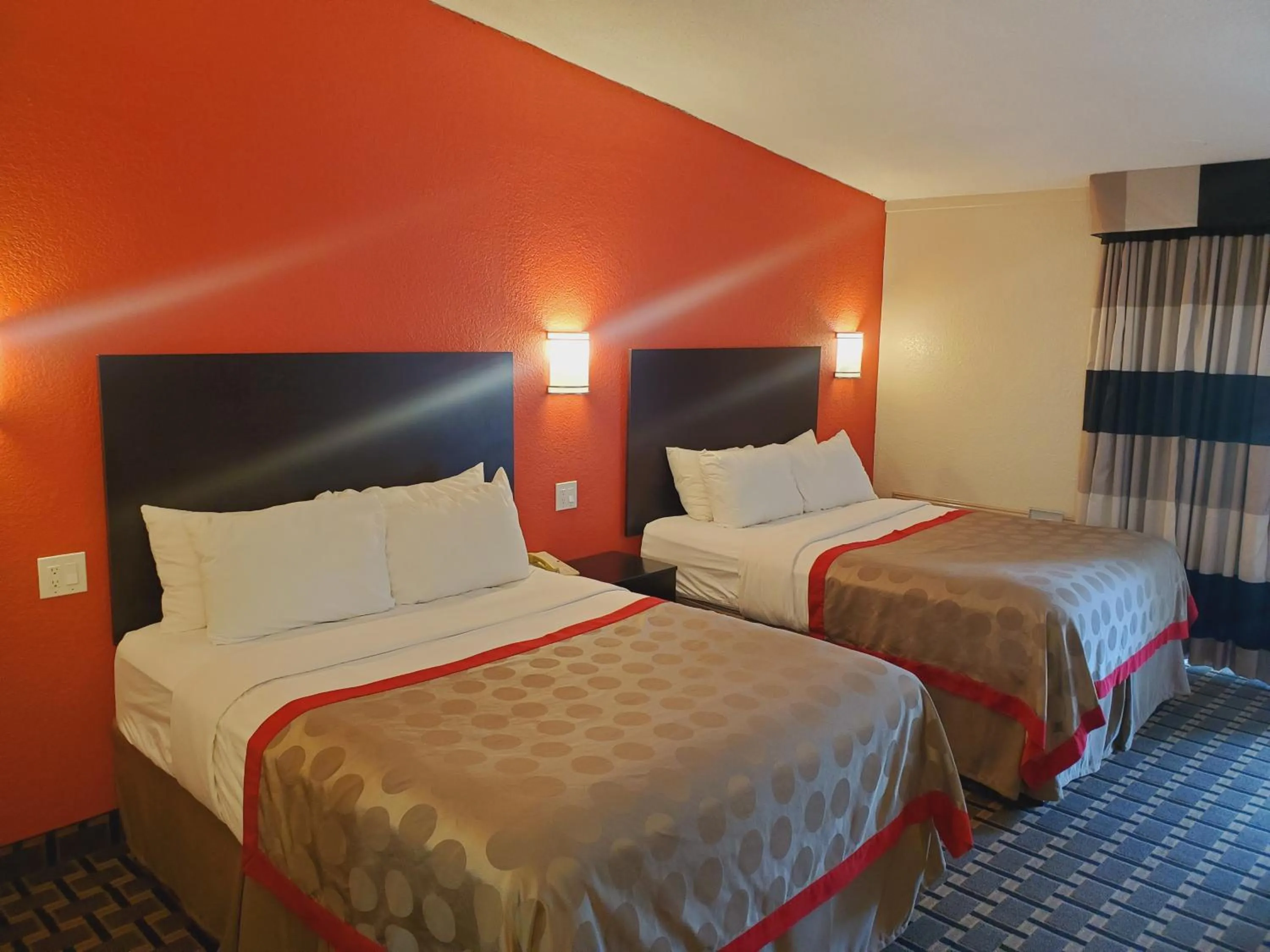 Queen Room with Two Queen Beds - Non-Smoking in Ramada by Wyndham Grand Junction
