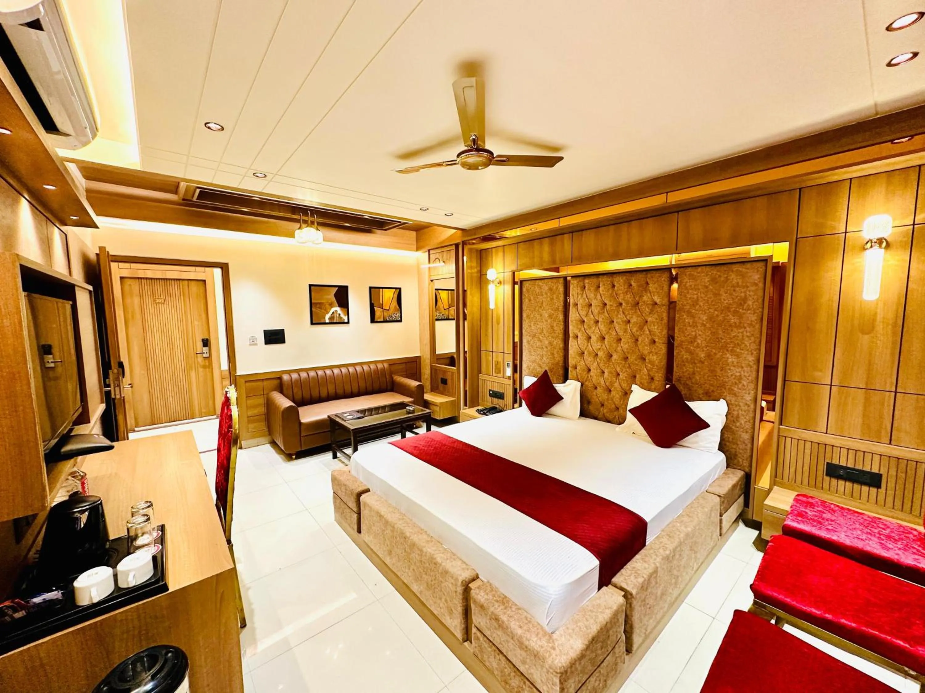 King Room in Hotel Safari