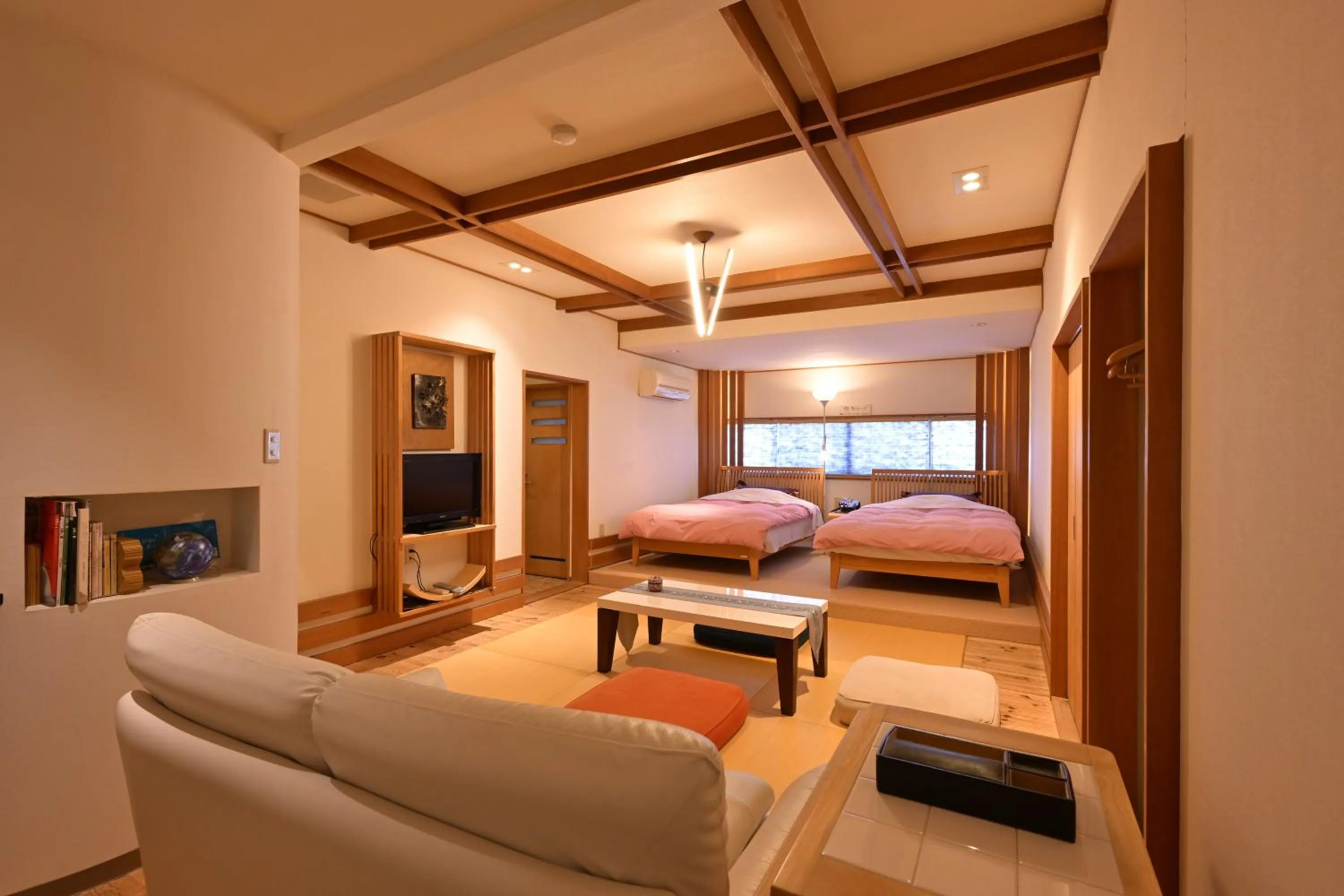 Superior Twin Room with Tatami Area in Akari no Yado Okabe