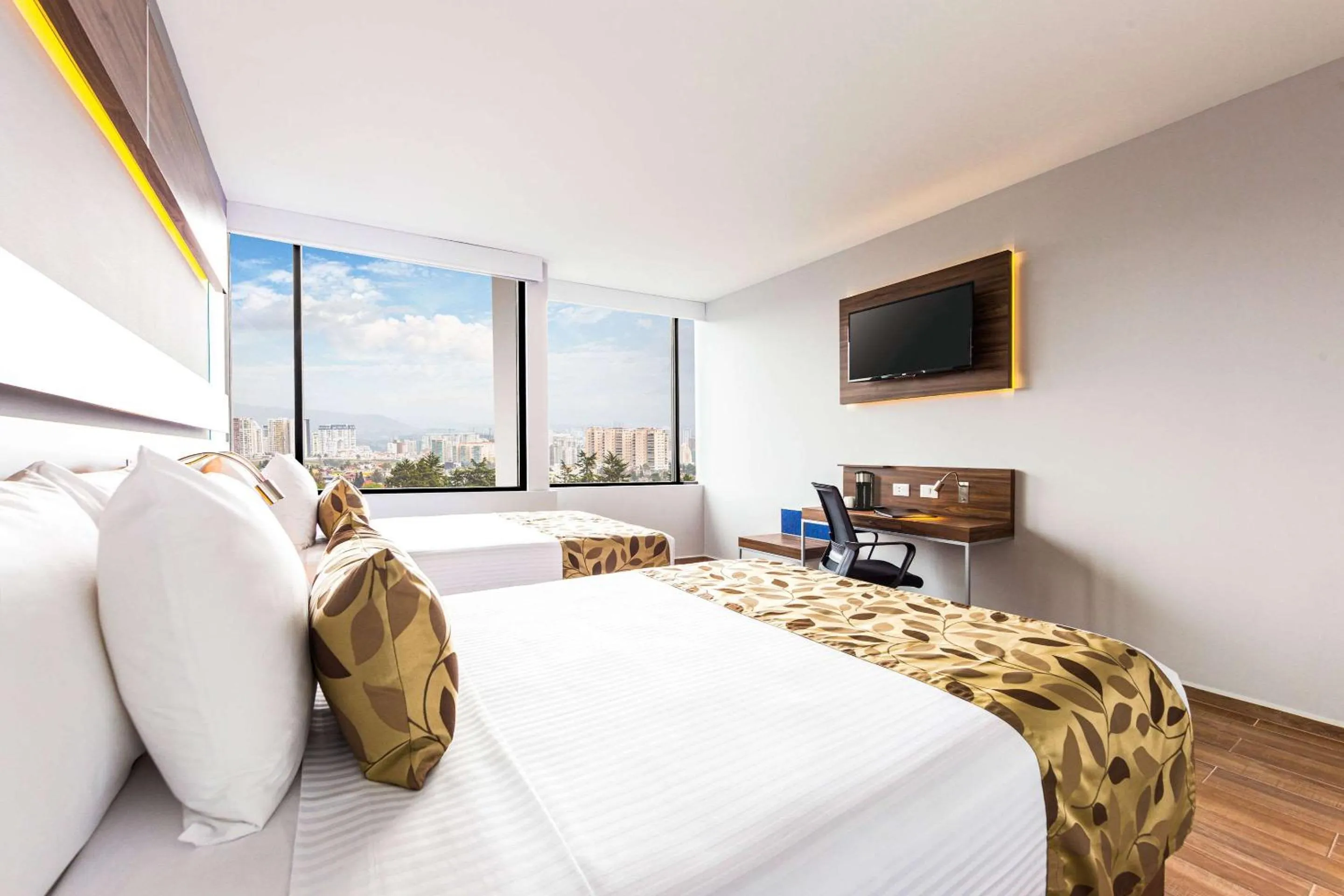 Double Room with Two Double Beds - Non-Smoking in Sleep Inn Ciudad de Mexico Cuajimalpa