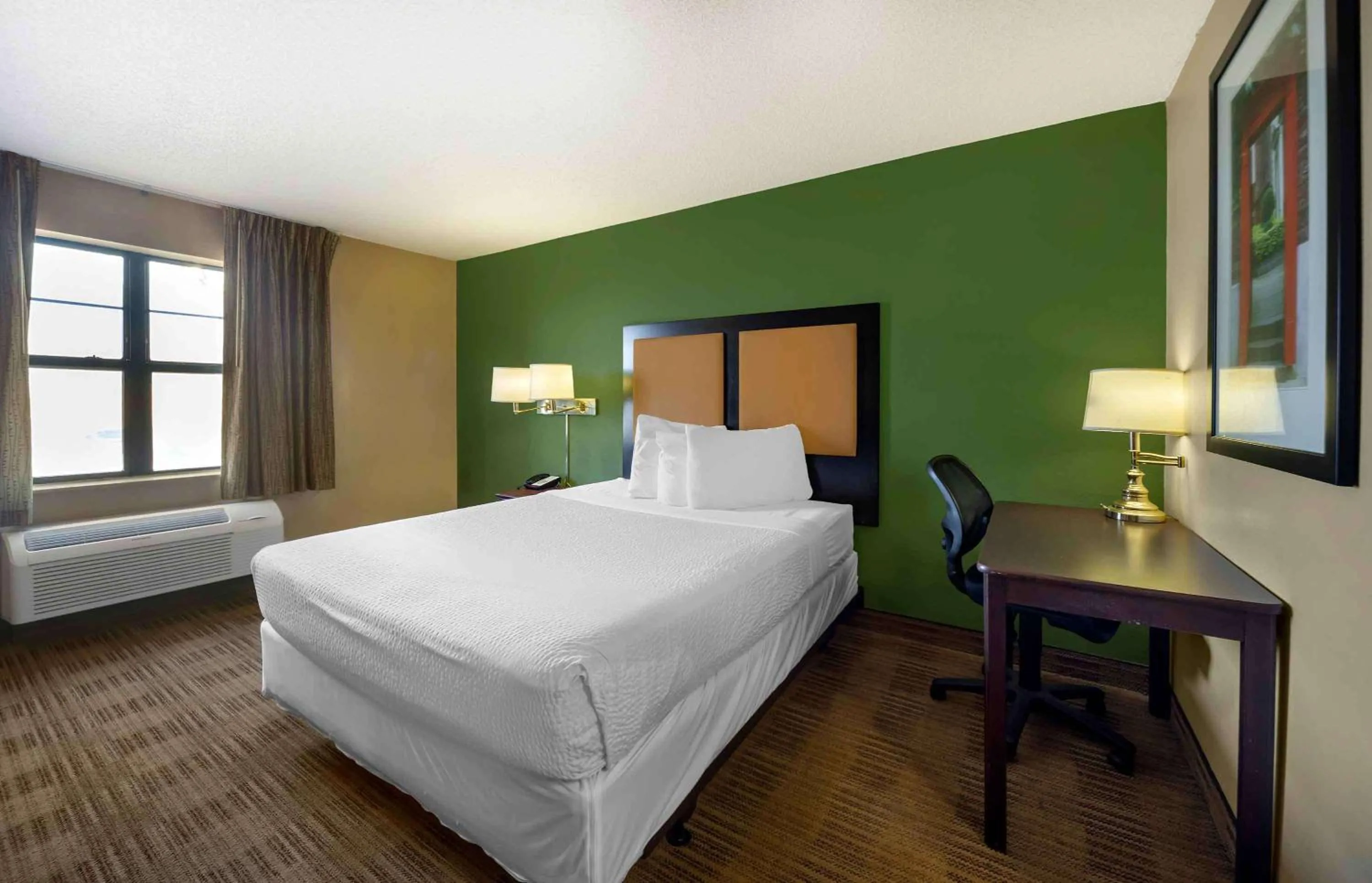 Queen Studio - Non-Smoking in Extended Stay America Suites - Oklahoma City - Airport