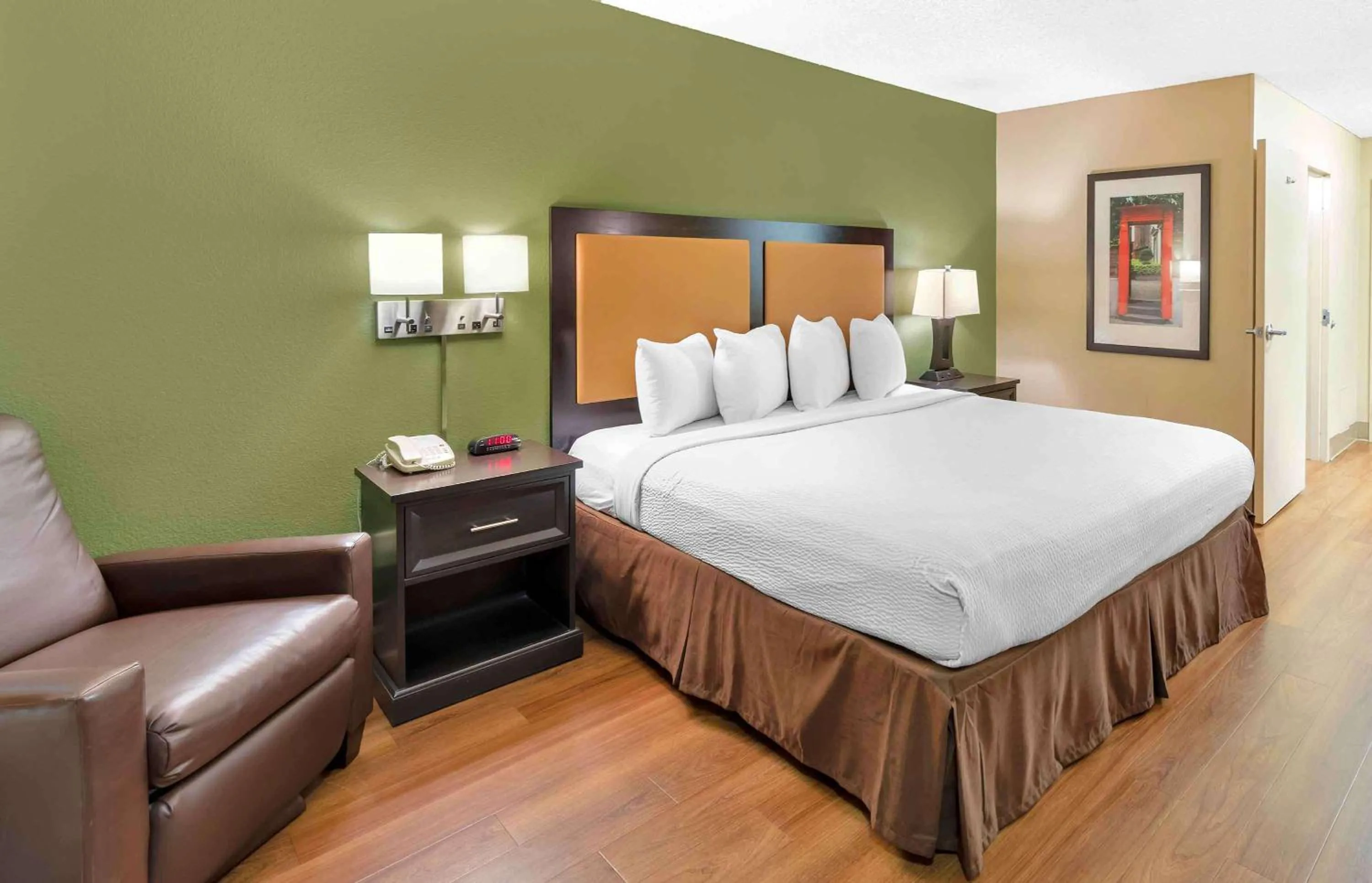 Queen Studio - Non-Smoking in Extended Stay America Suites - Los Angeles - Chino Valley