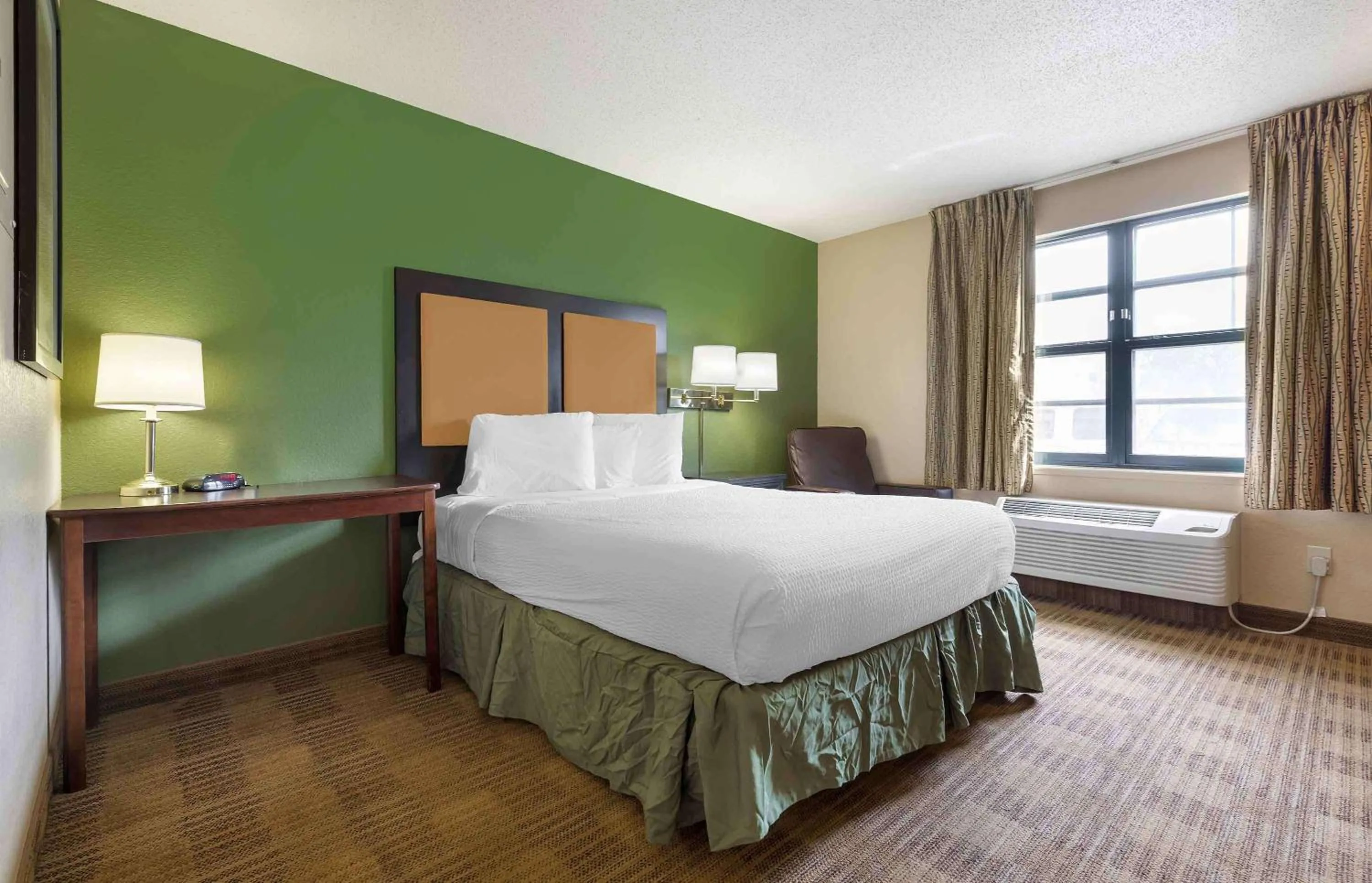 Queen Studio - Non-Smoking in Extended Stay America Suites - Austin - Round Rock - South