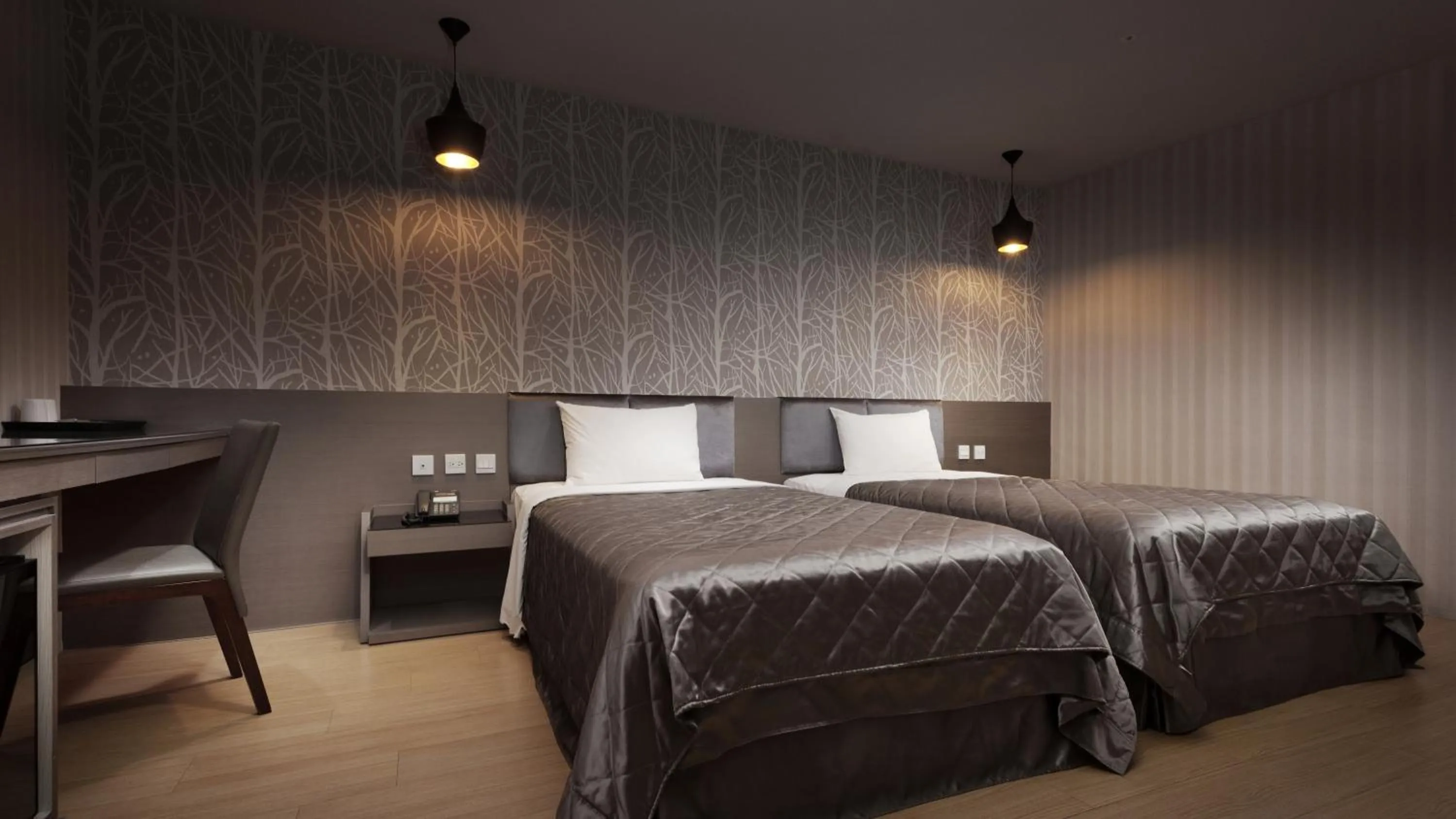 Economy Twin Room - No Window in Fine Hotel