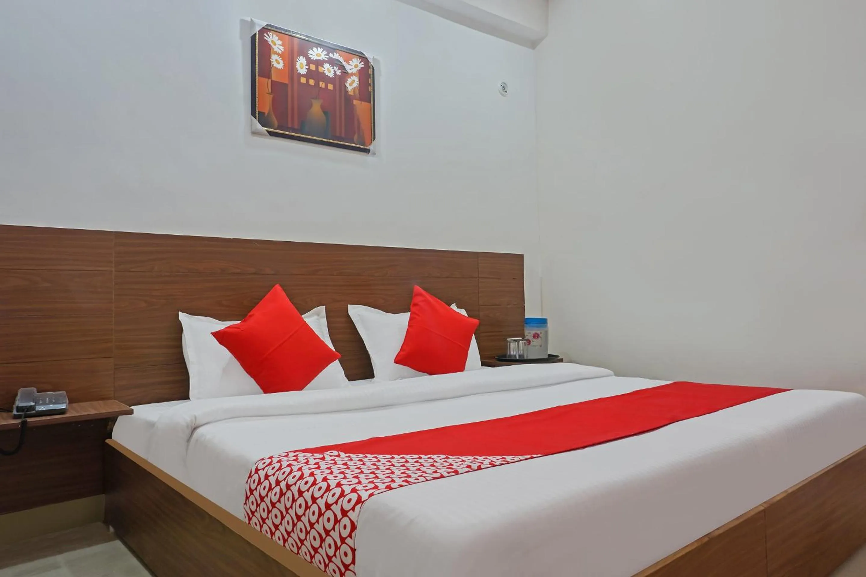 Deluxe Double Room - single occupancy in Hotel O Quadis