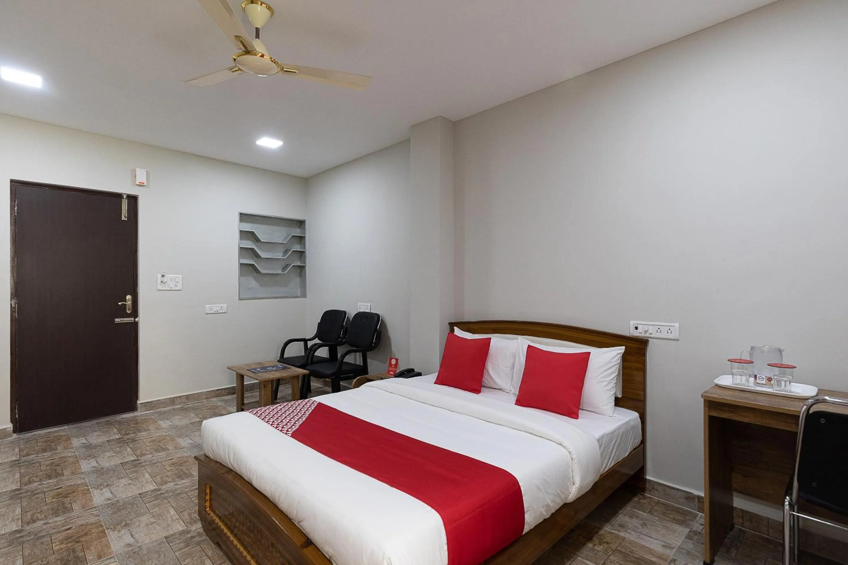 Classic Triple Room - single occupancy in Hotel O Nestle inn