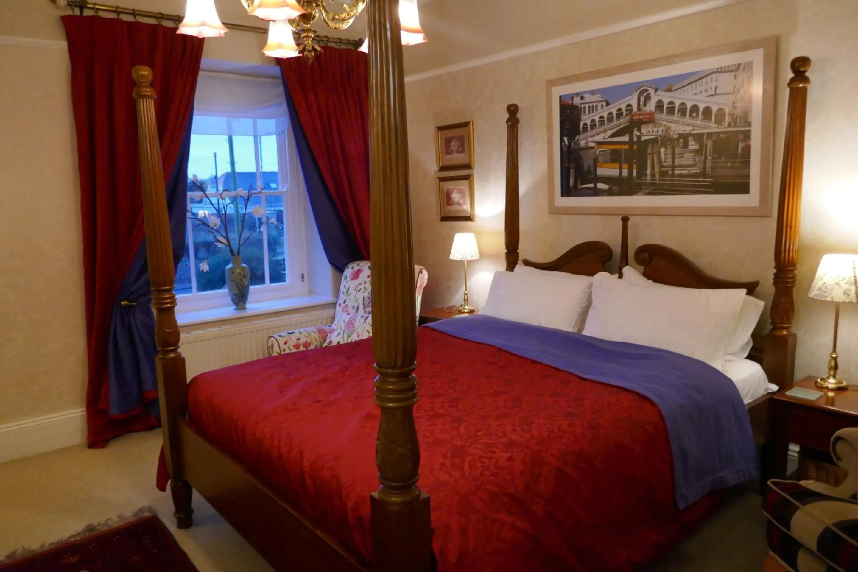 Standard Twin Room - single occupancy in Kerrington House