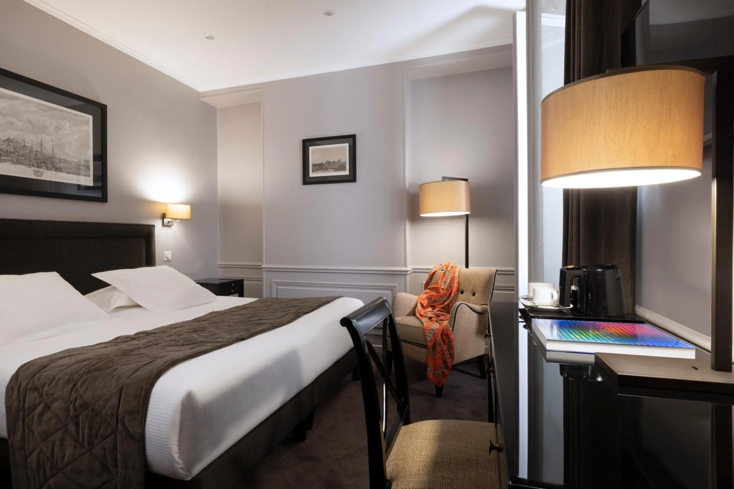 Superior Double or Twin Room in Pavillon Monceau