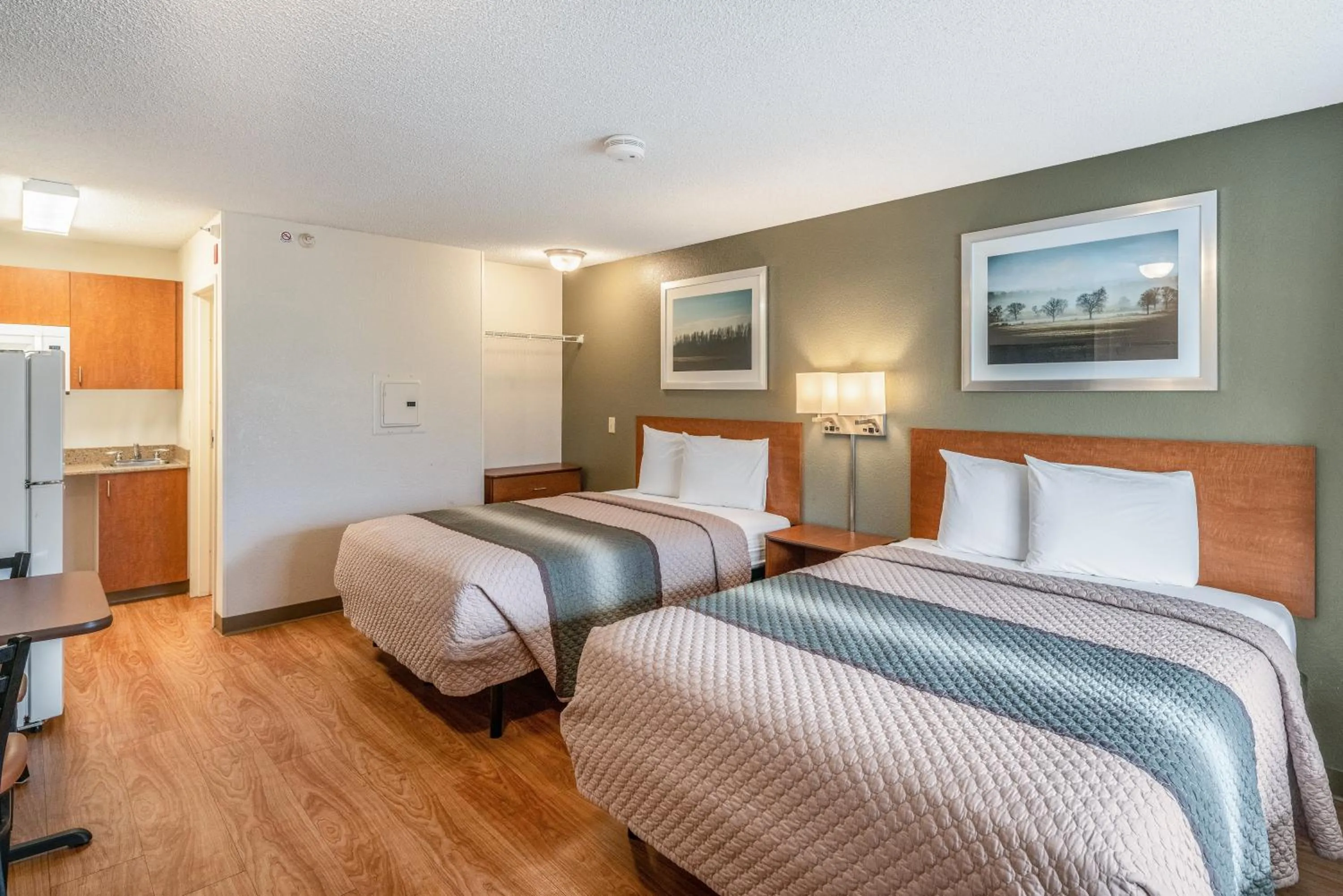 Studio Room with Two Queen Beds Non-Smoking  in HomeTowne Studios by Red Roof Spokane - Valley