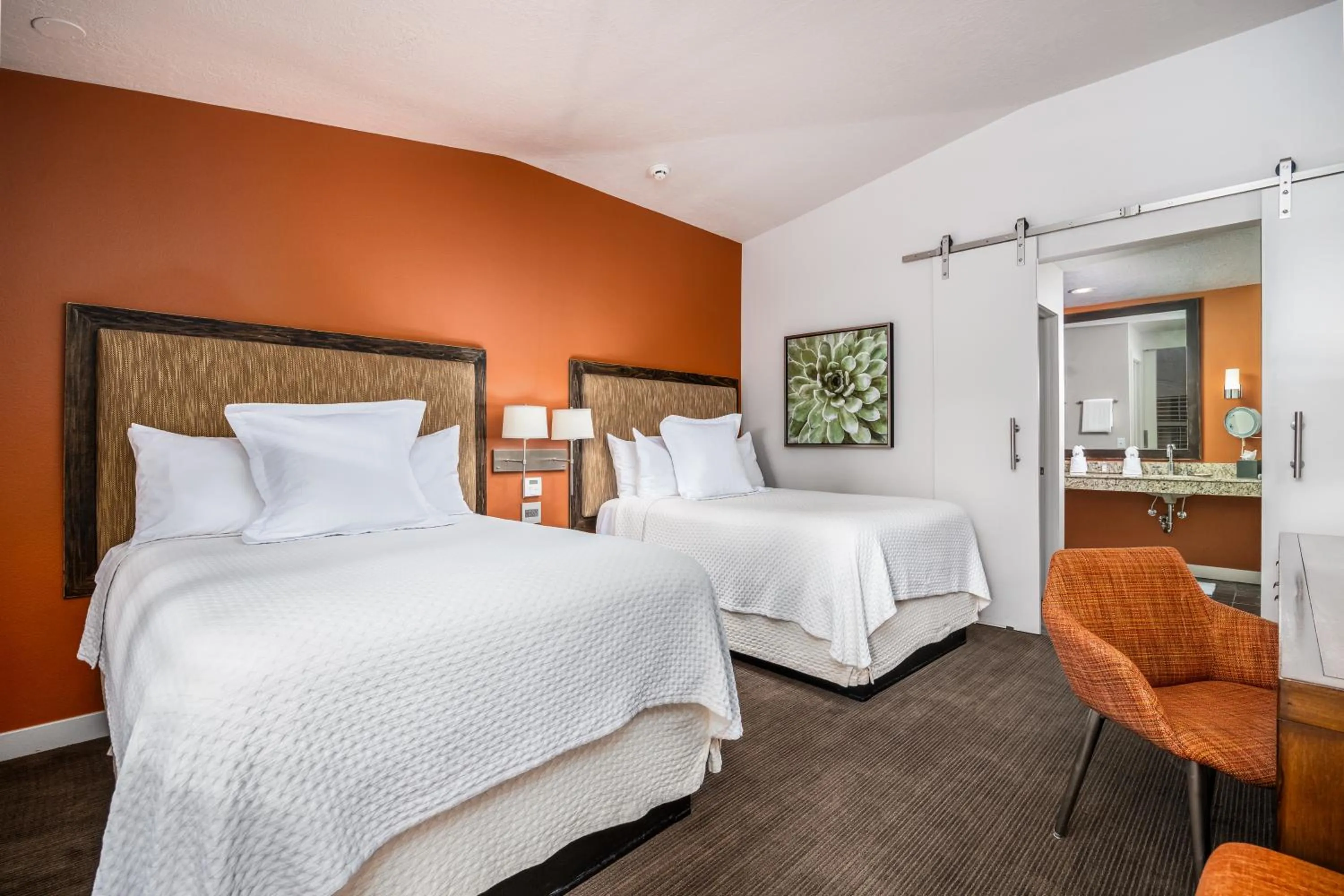 Desert Oasis Double in Red Mountain Resort