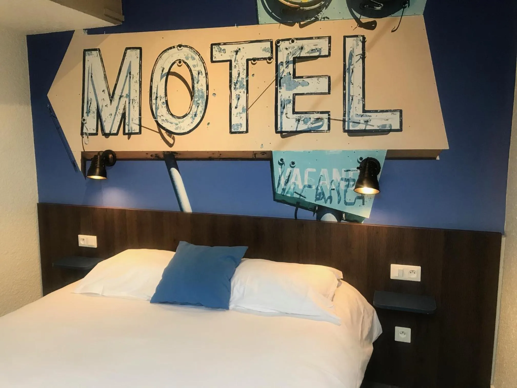 Double Room Motel in Logis, Hôtel Au Chêne Vert, Saint-Brieuc Nord