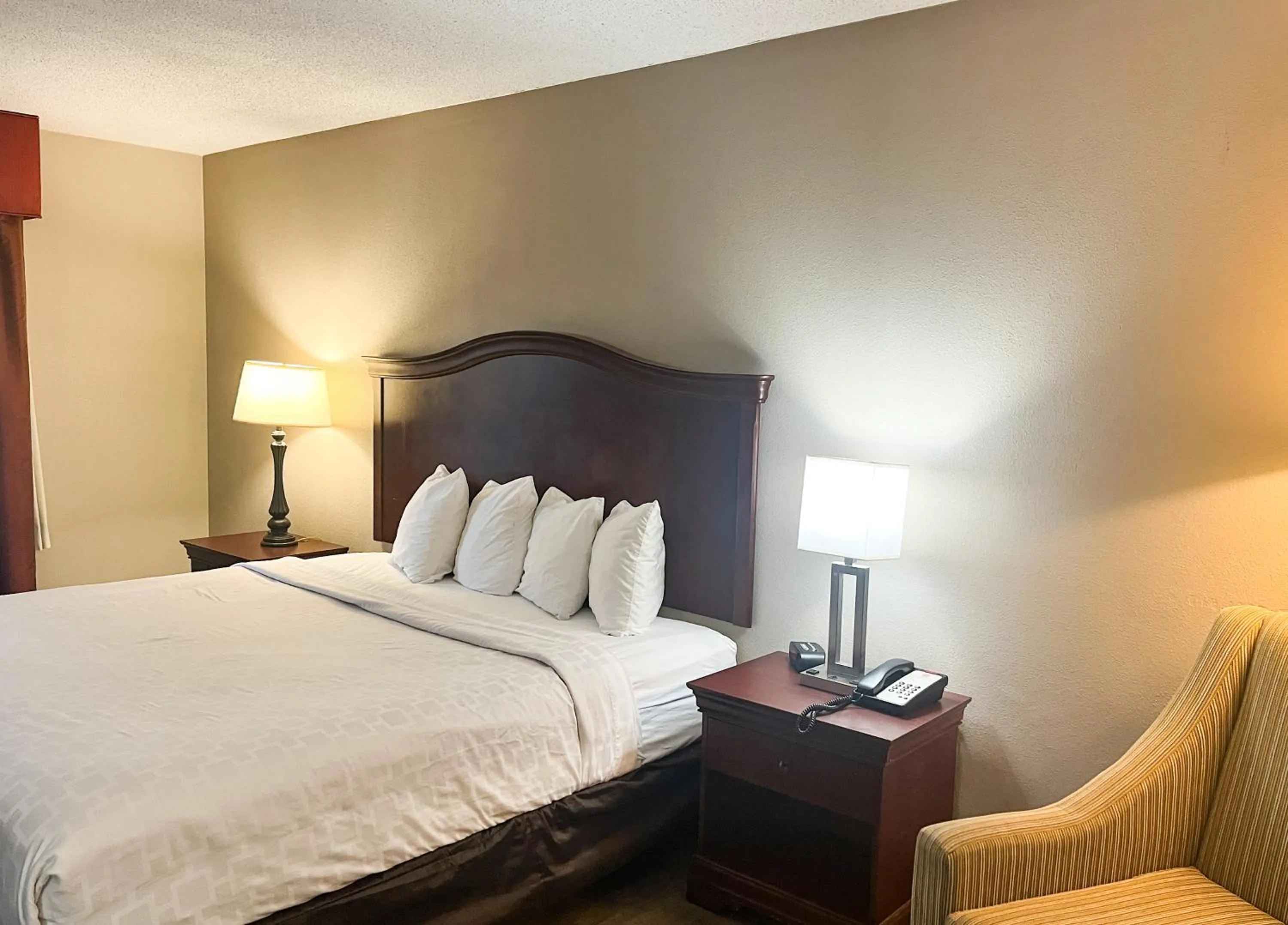 King Room - Non-Smoking in Best Western Aquia Quantico