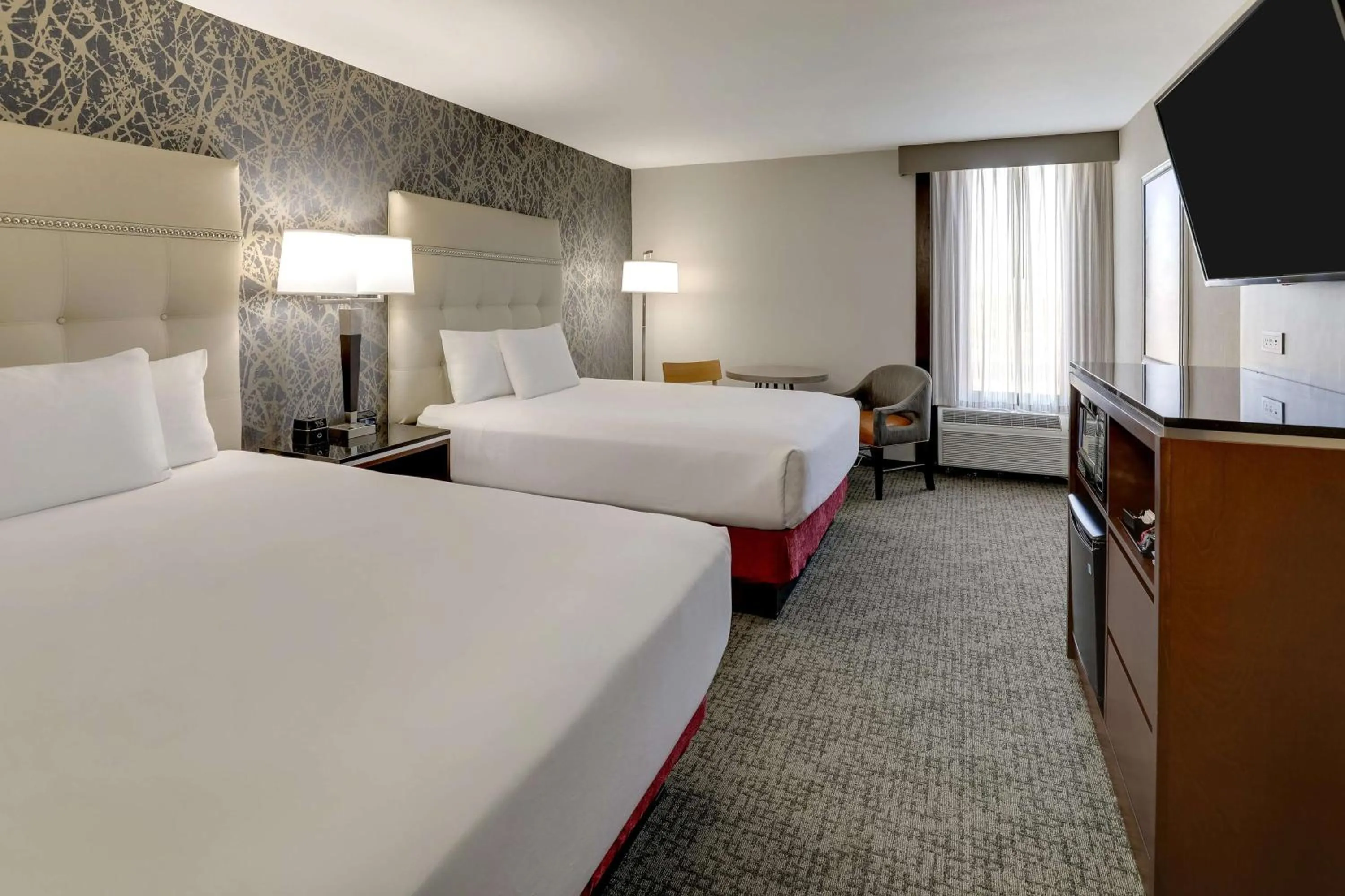 Deluxe Queen Room with Two Queen Beds in Drury Inn Paducah