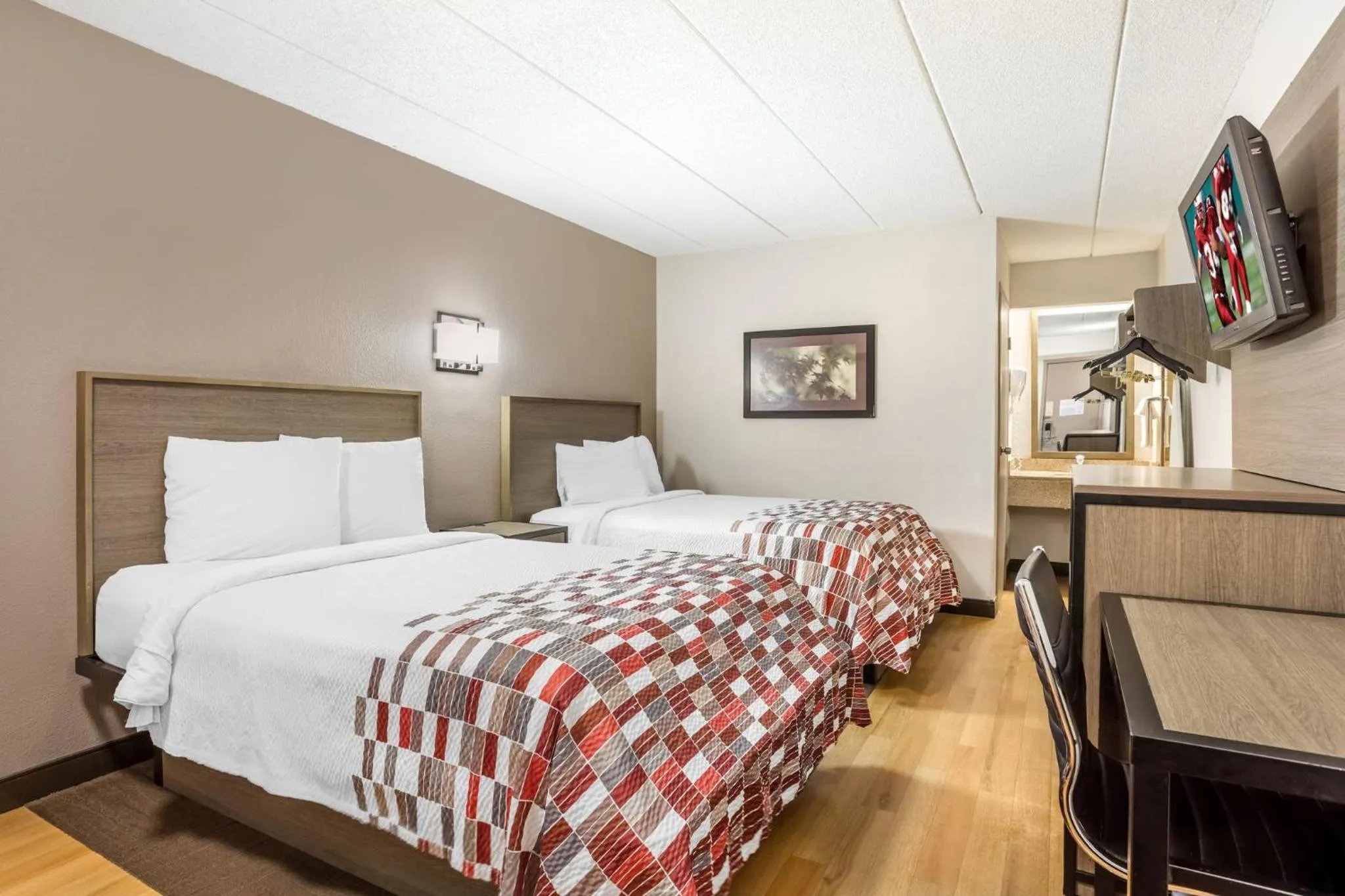 Deluxe Room with Two Double Beds Smoke Free in Red Roof Inn Tinton Falls-Jersey Shore