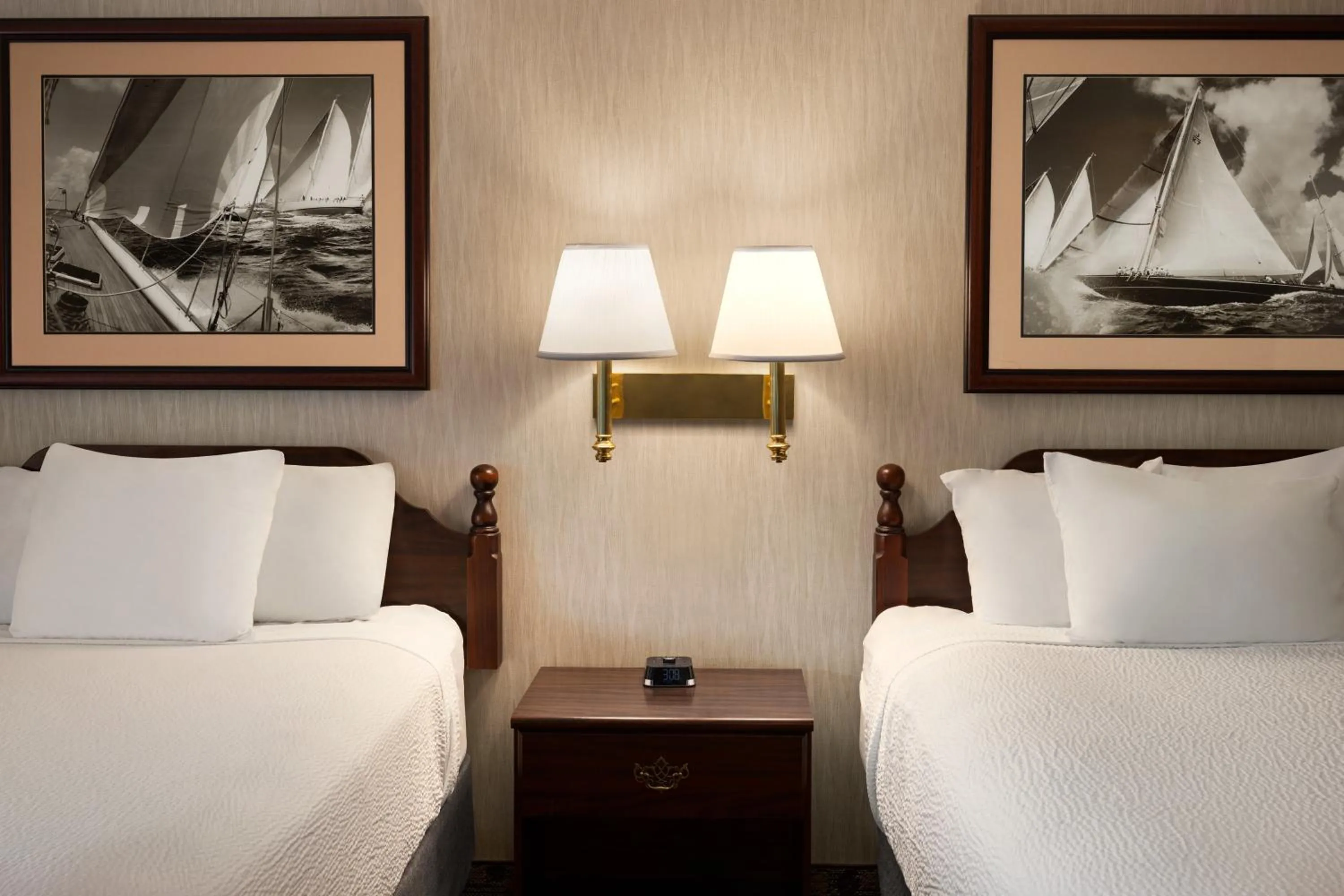 Business Double Room with Two Double Beds - Non-Smoking in Ramada Plaza by Wyndham Portland