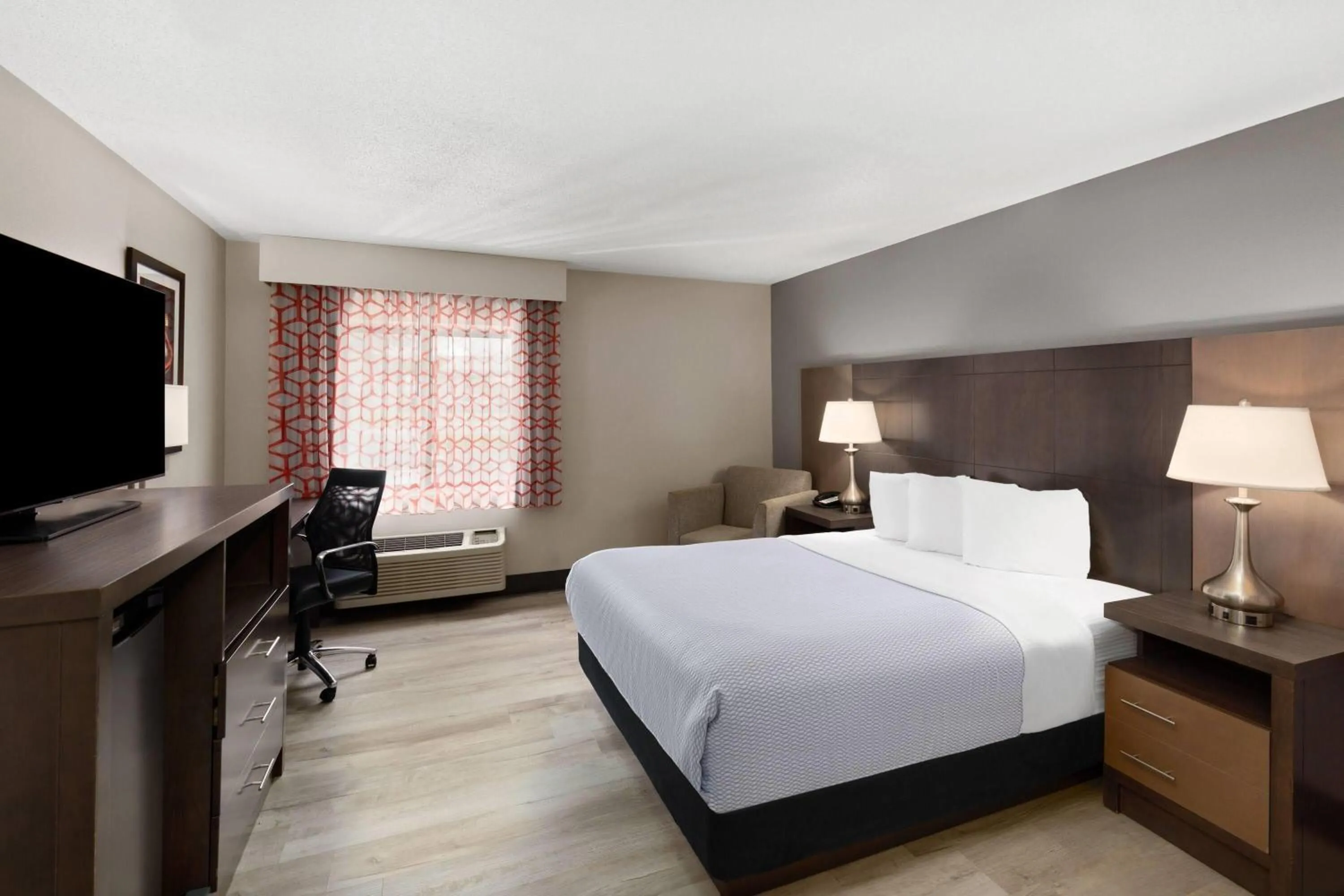 Queen Room - Mobility Access/Non-Smoking in La Quinta by Wyndham Goodlettsville - Nashville