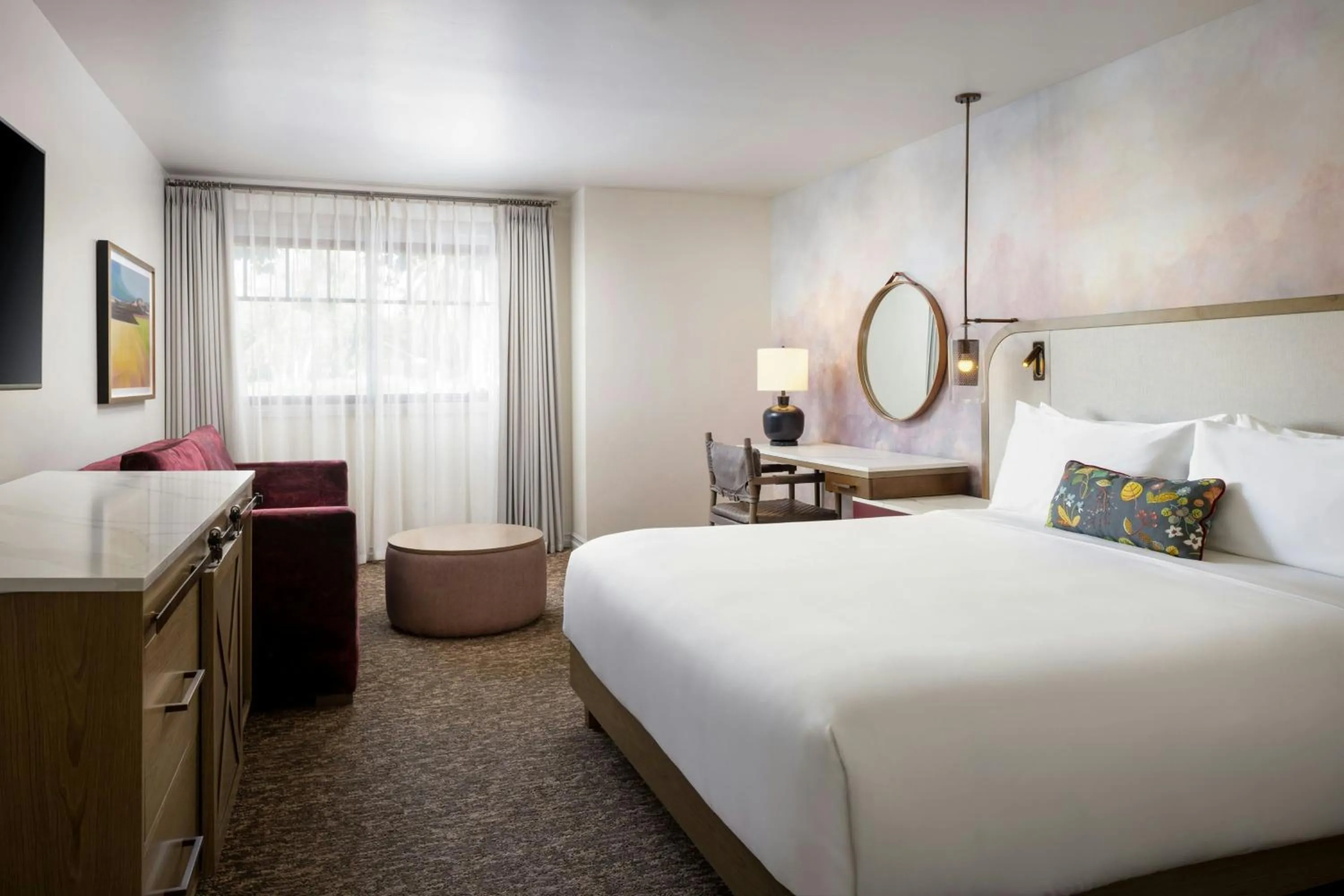 King Room with Sofa Bed and Balcony in Corque Hotel, Solvang, A Tribute Portfolio Hotel