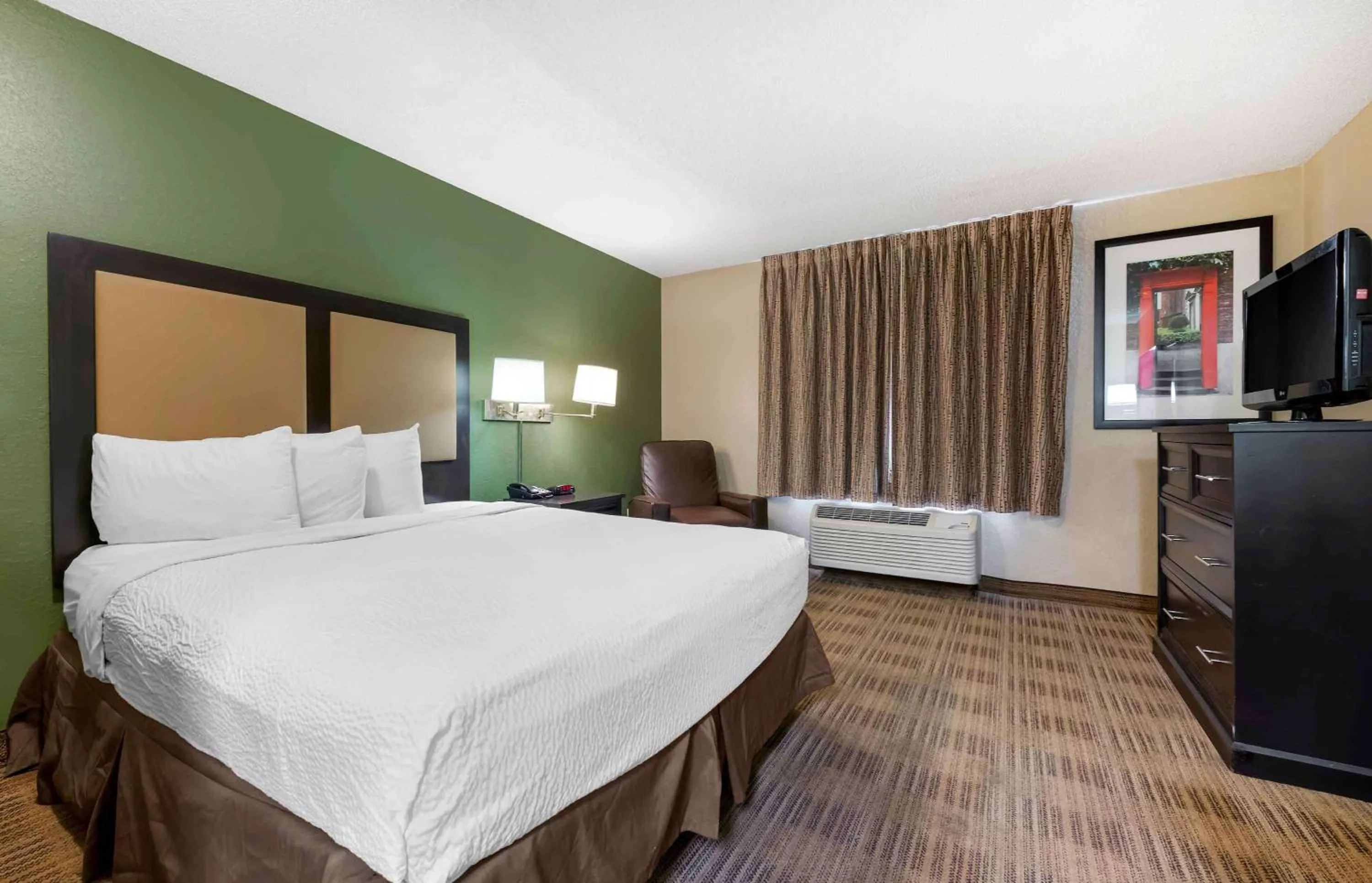 Queen Studio - Non-Smoking in Extended Stay America Select Suites - Jacksonville - Lenoir Avenue East
