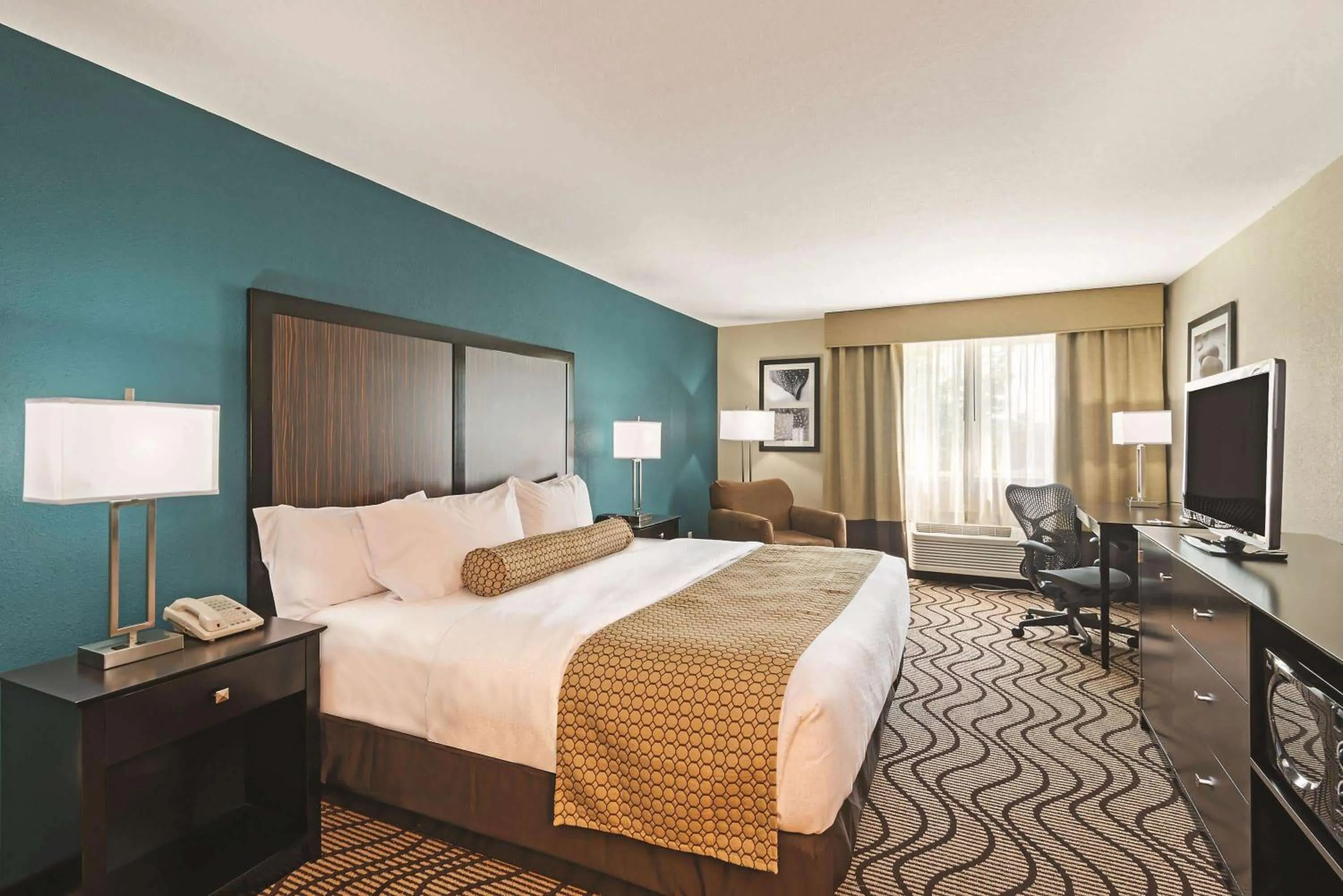 King Room - Mobility Access/Non-Smoking in La Quinta by Wyndham Boise Towne Square
