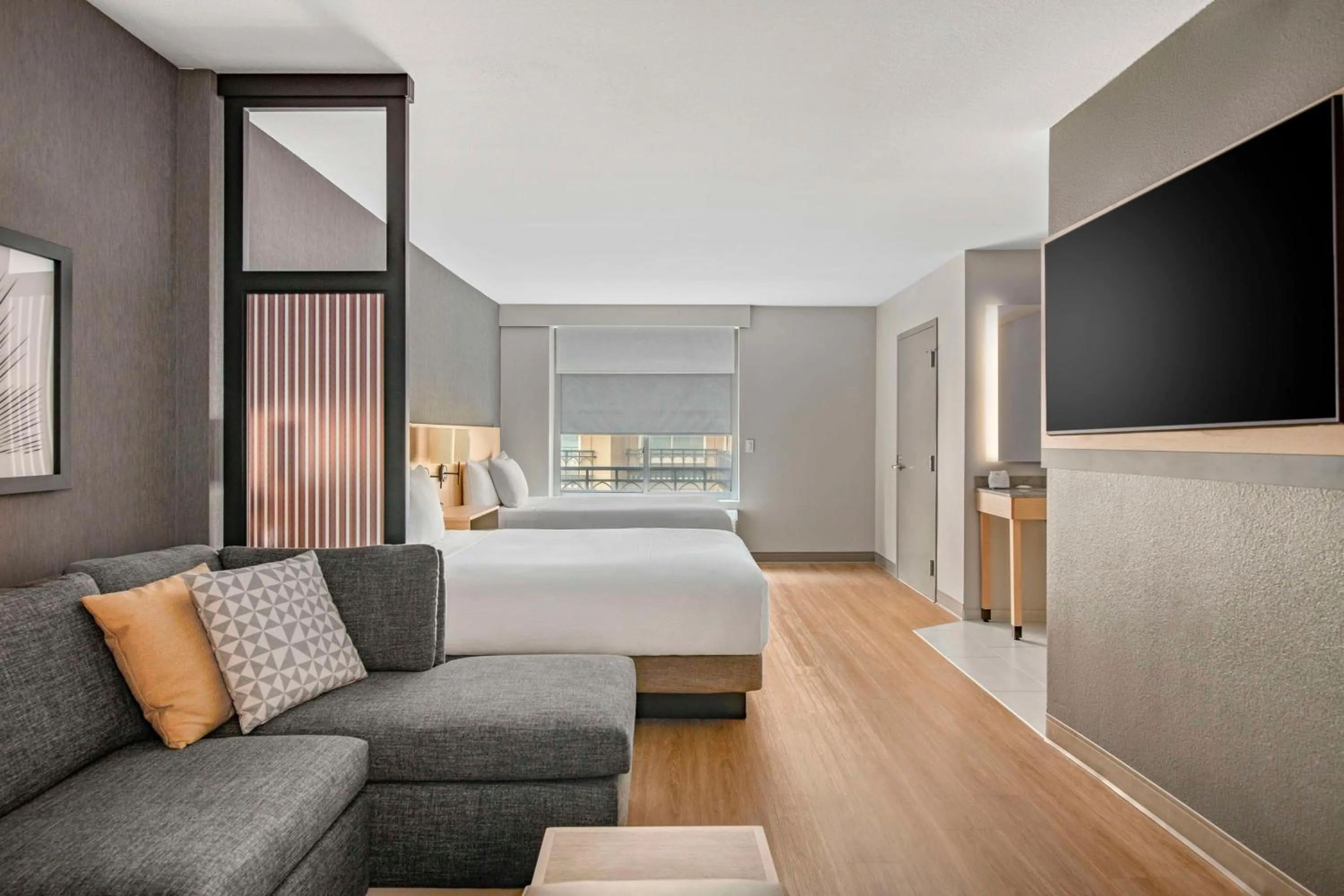 Queen Room with Two Queen Beds and Sofa Bed in Hyatt Place Riverside Downtown