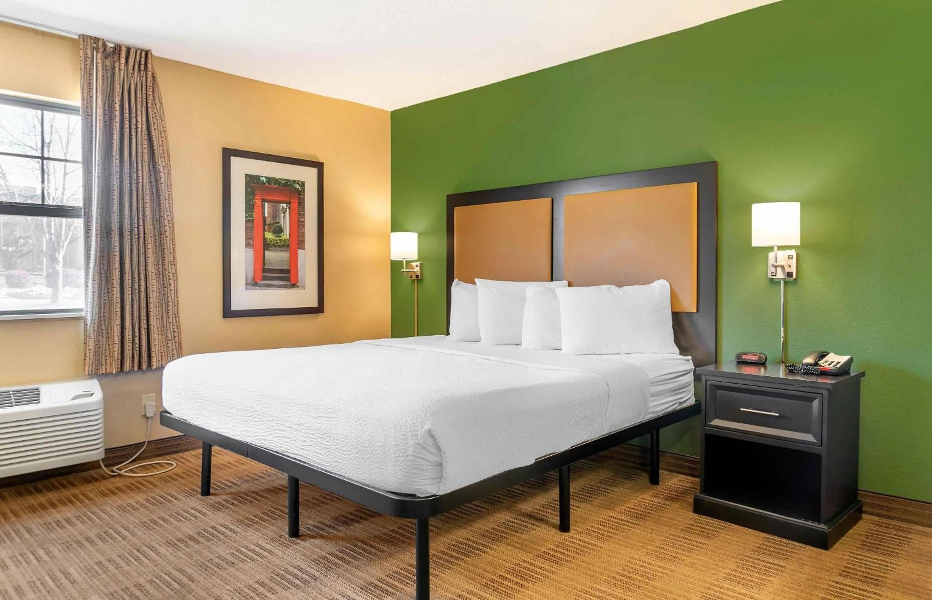 Studio with 1 King Bed - Non-Smoking in Extended Stay America Suites - Toledo - Holland