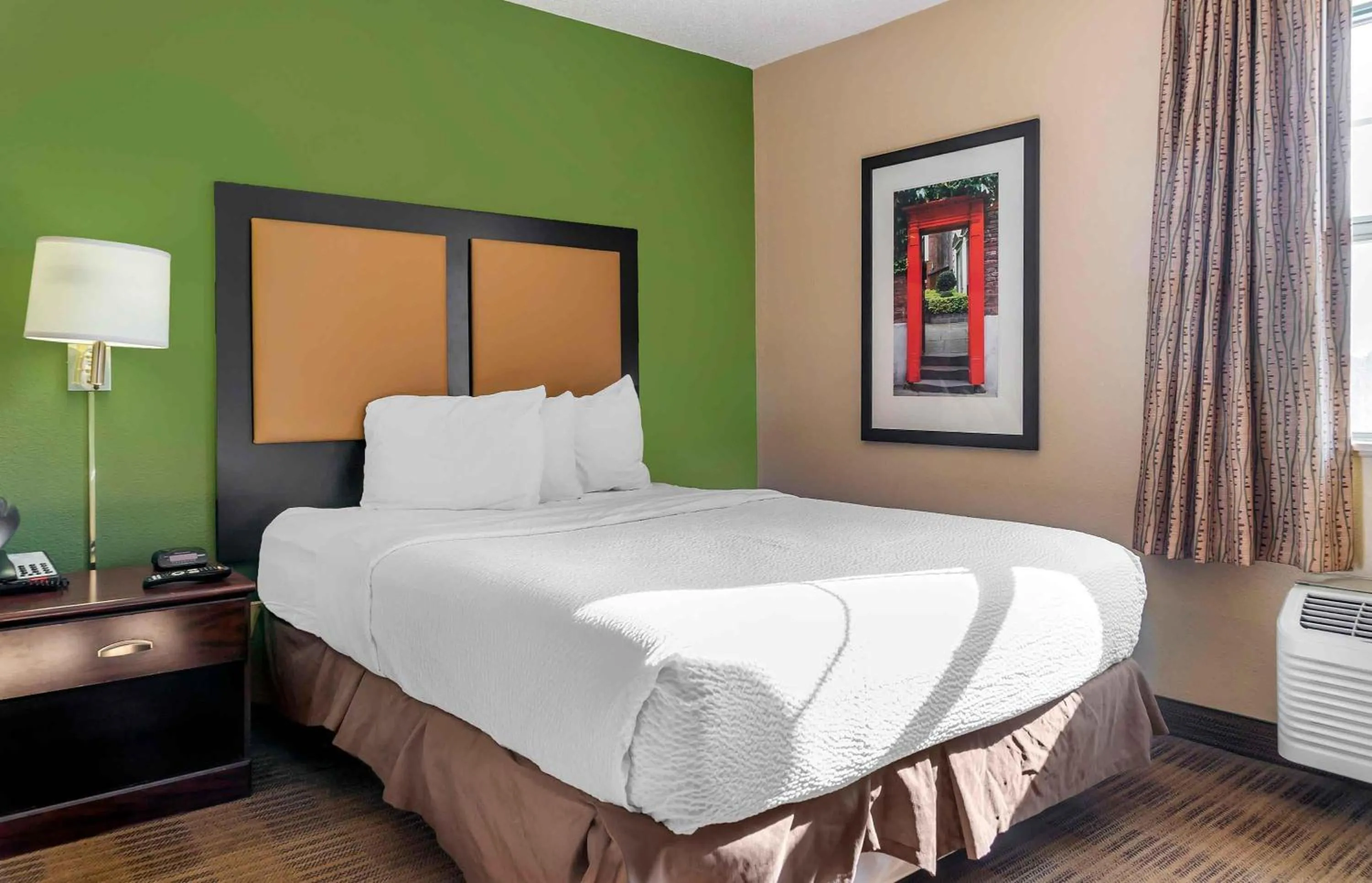 Queen Studio - Non-Smoking in Extended Stay America Suites - Toledo - Holland