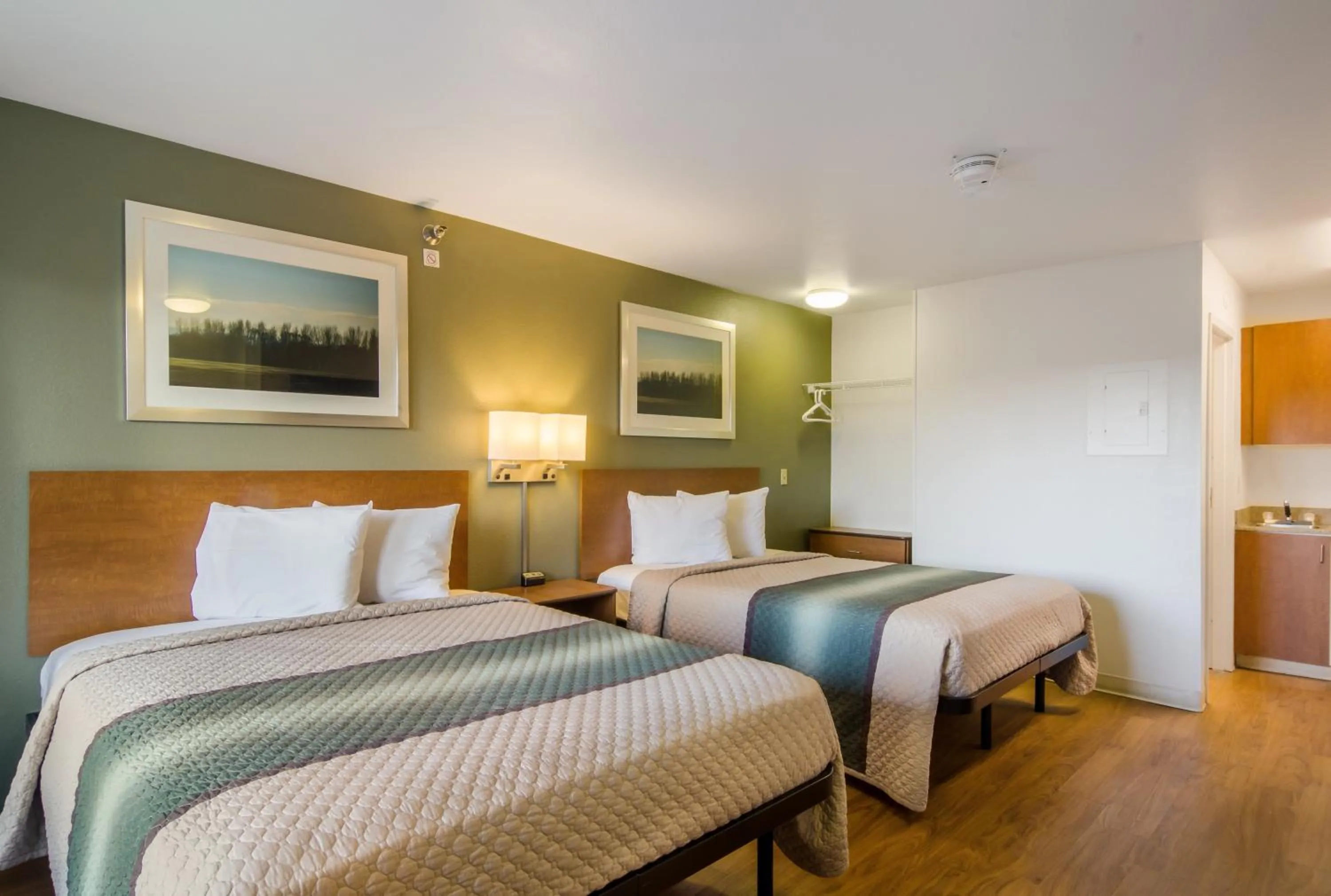 Studio with Two Double Beds Non-Smoking  in HomeTowne Studios by Red Roof Denver - Glendale/ Cherry Creek