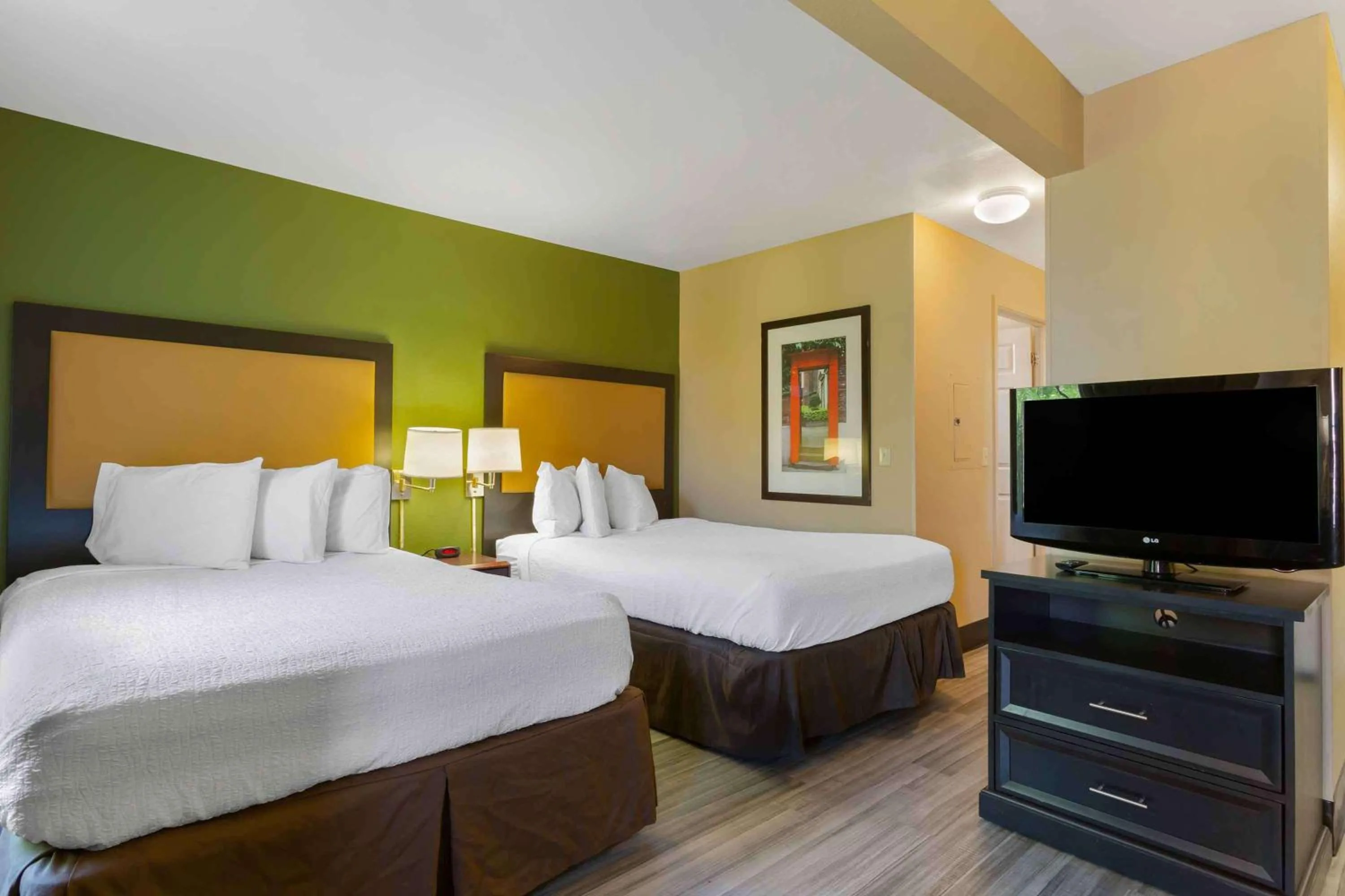 Deluxe Studio with 2 Double Beds - Non-Smoking in Extended Stay America Suites - Phoenix - Chandler - E Chandler Blvd