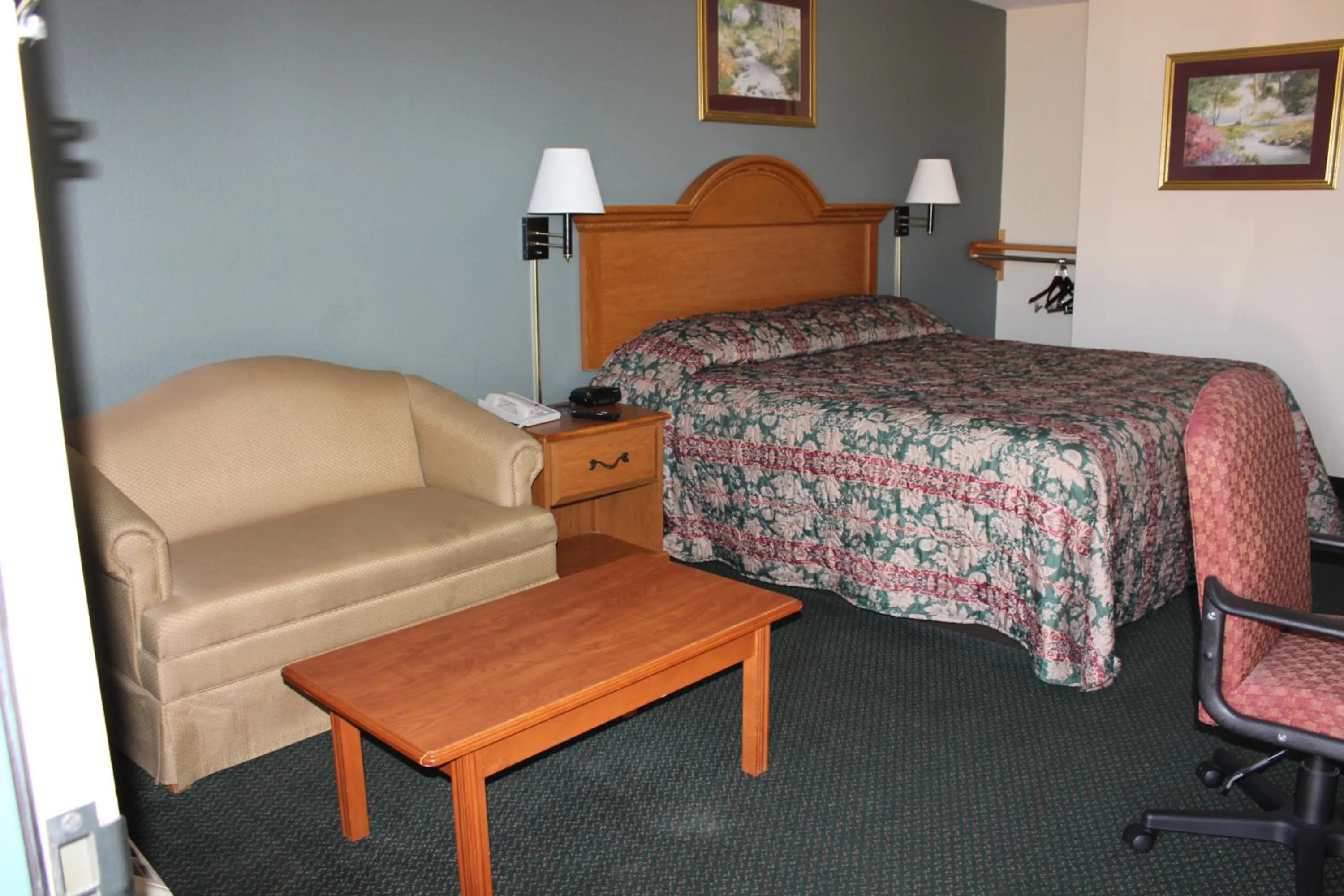 King Room - single occupancy in Nationwide 9 Inn